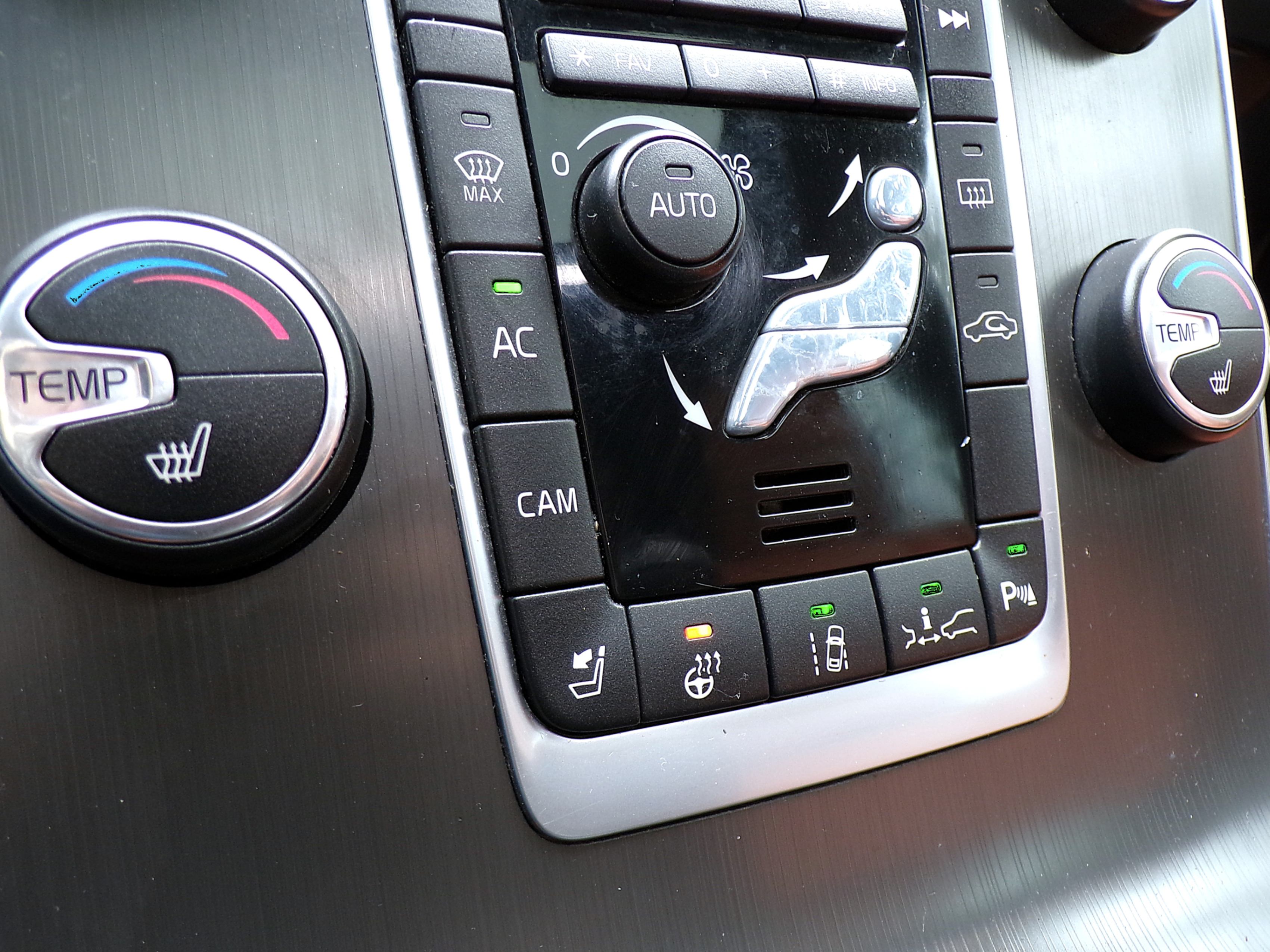 /autogallery/2015-Volvo-V60-6823221587204349.jpg