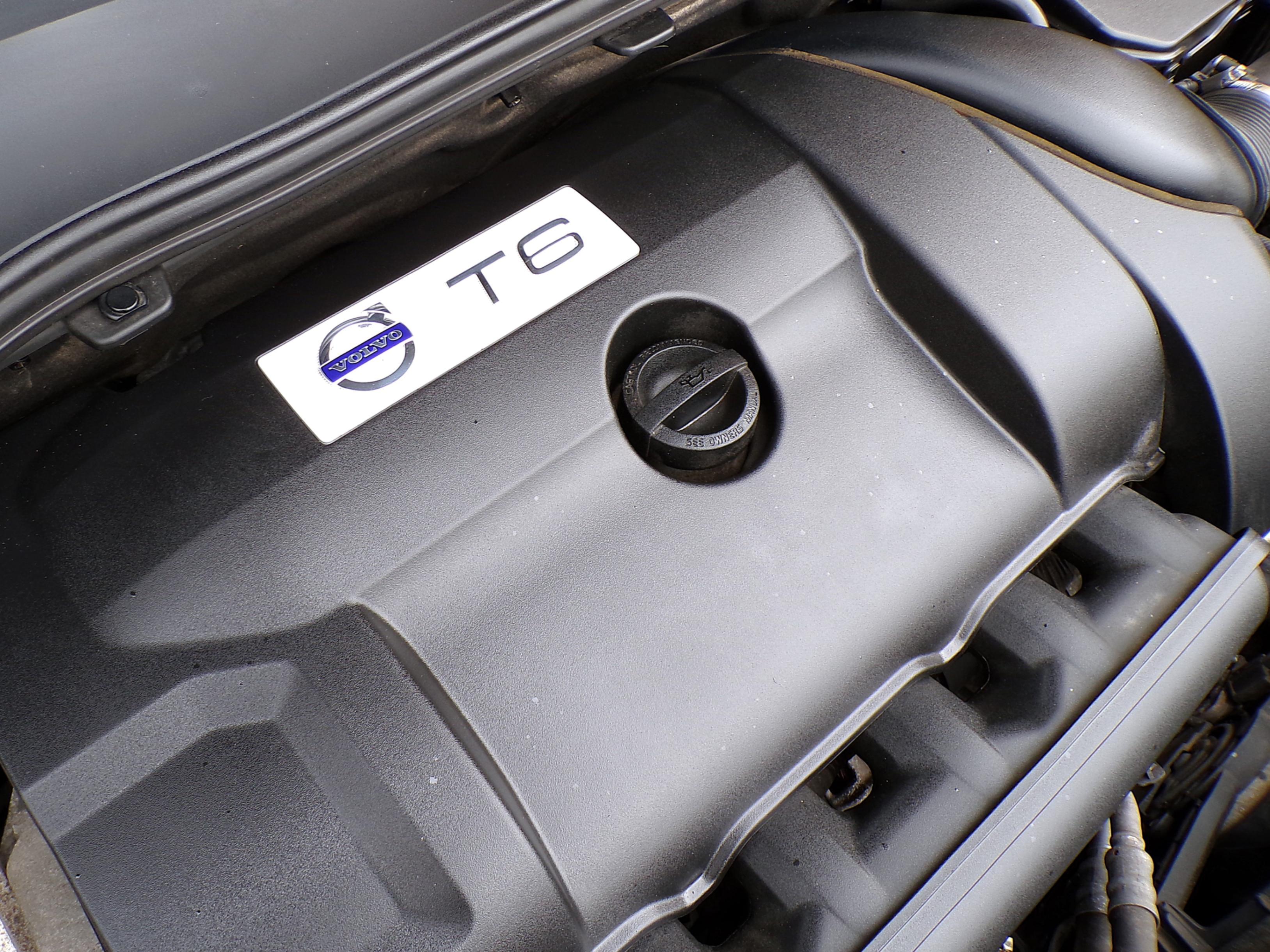 /autogallery/2015-Volvo-V60-9962378345700027.jpg