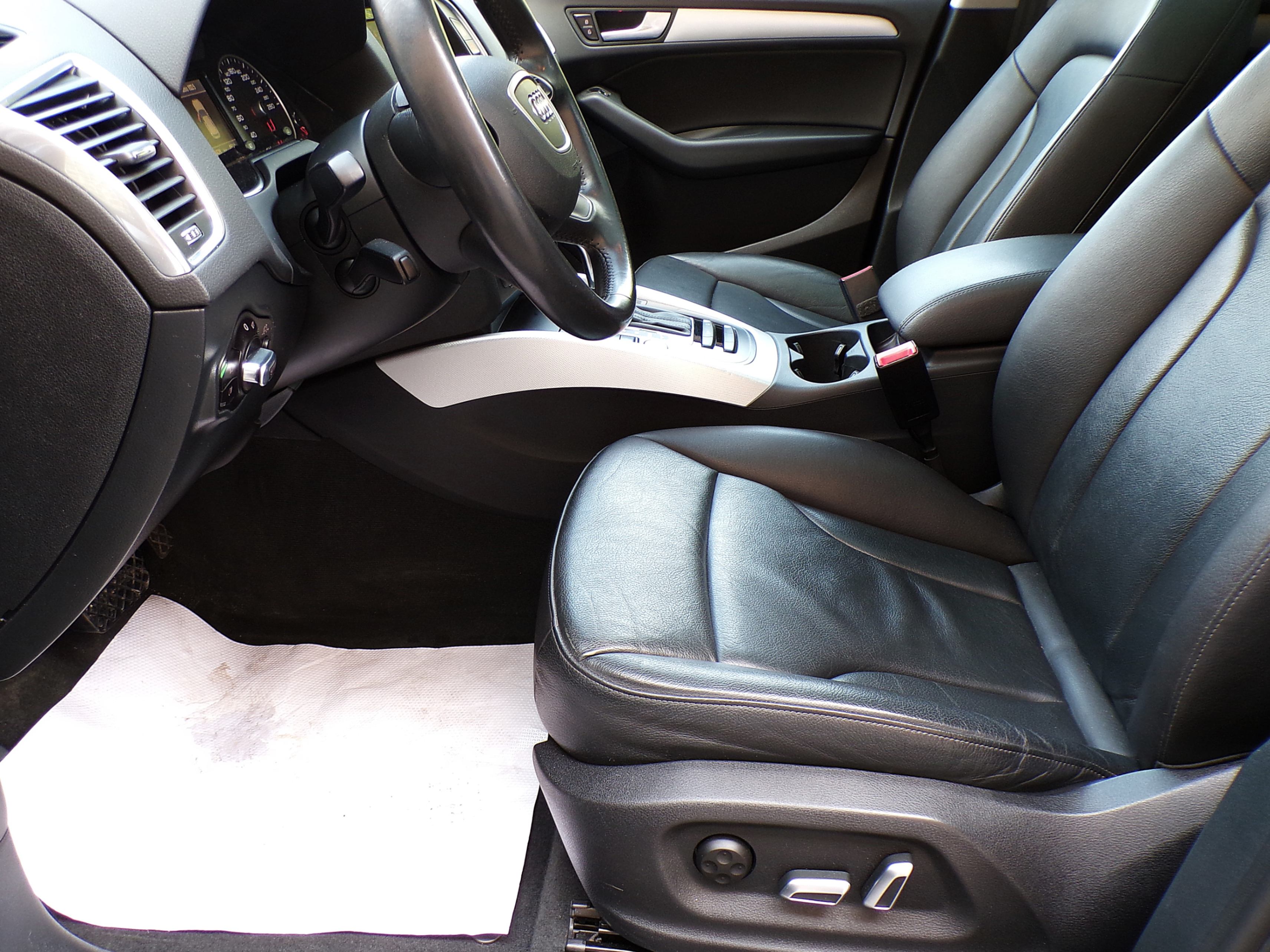 /autogallery/2016-Audi-Q5-49331861059857673.jpg