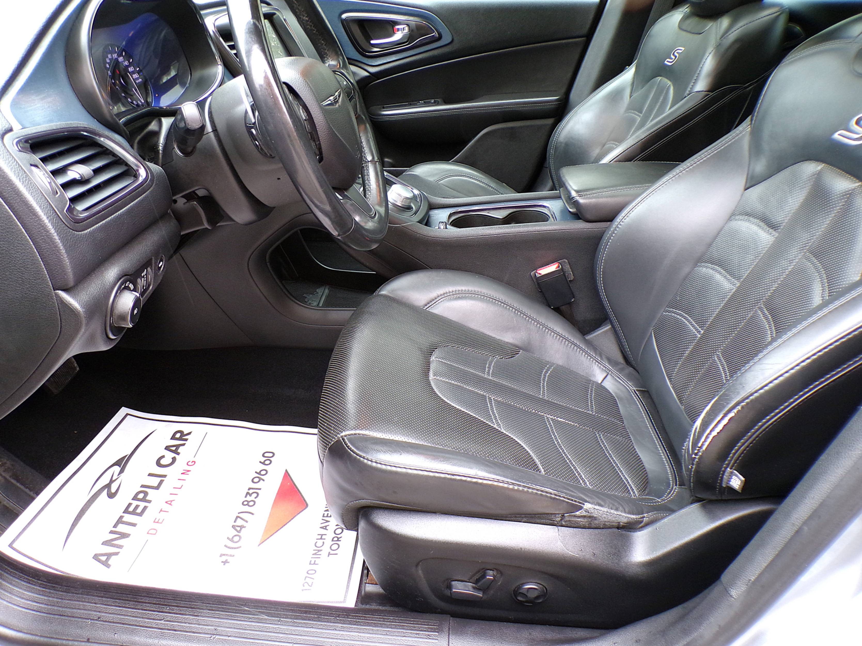 /autogallery/2016-Chrysler-200-2858335775587246.jpg