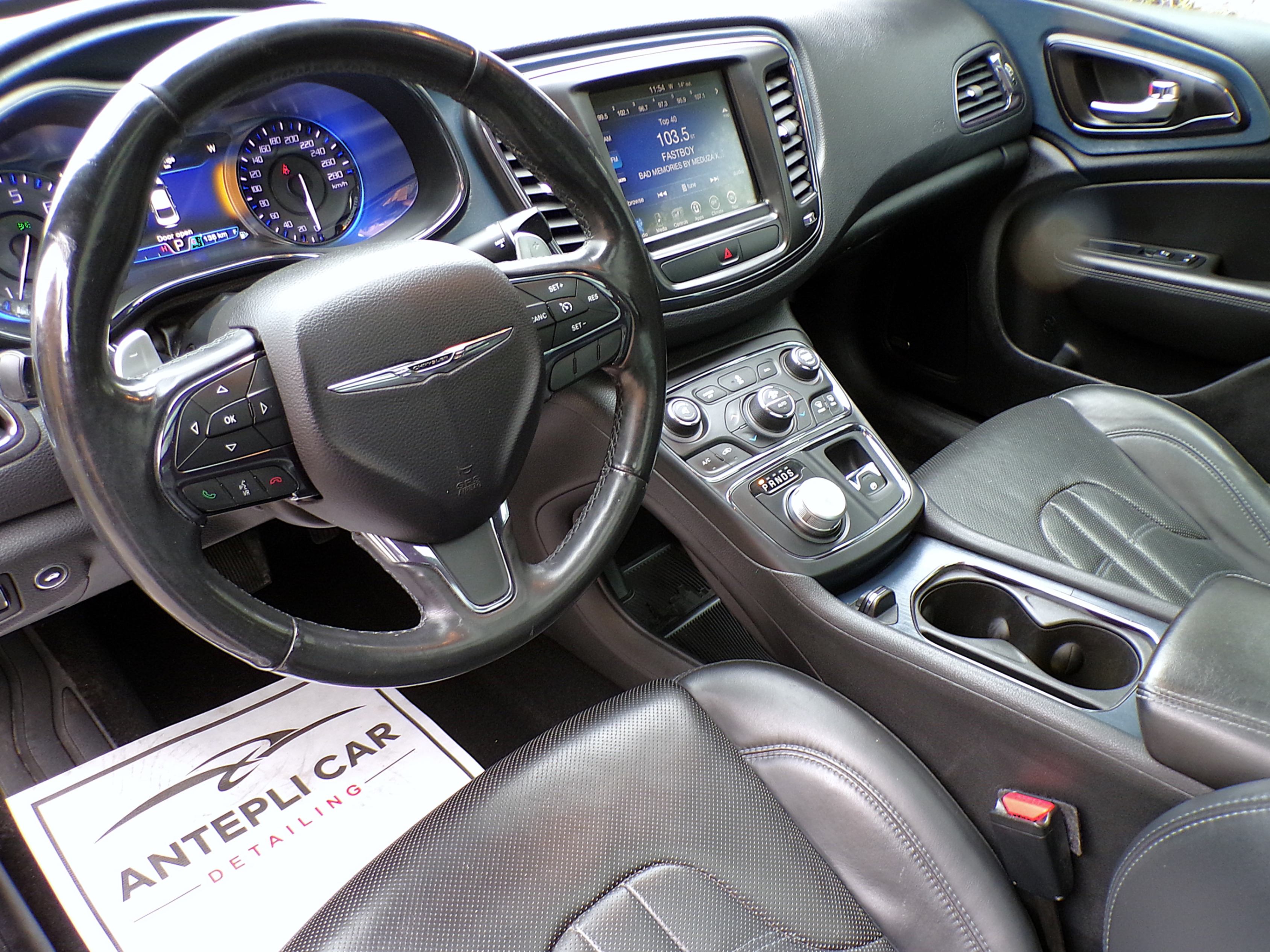 /autogallery/2016-Chrysler-200-5083025545888937.jpg