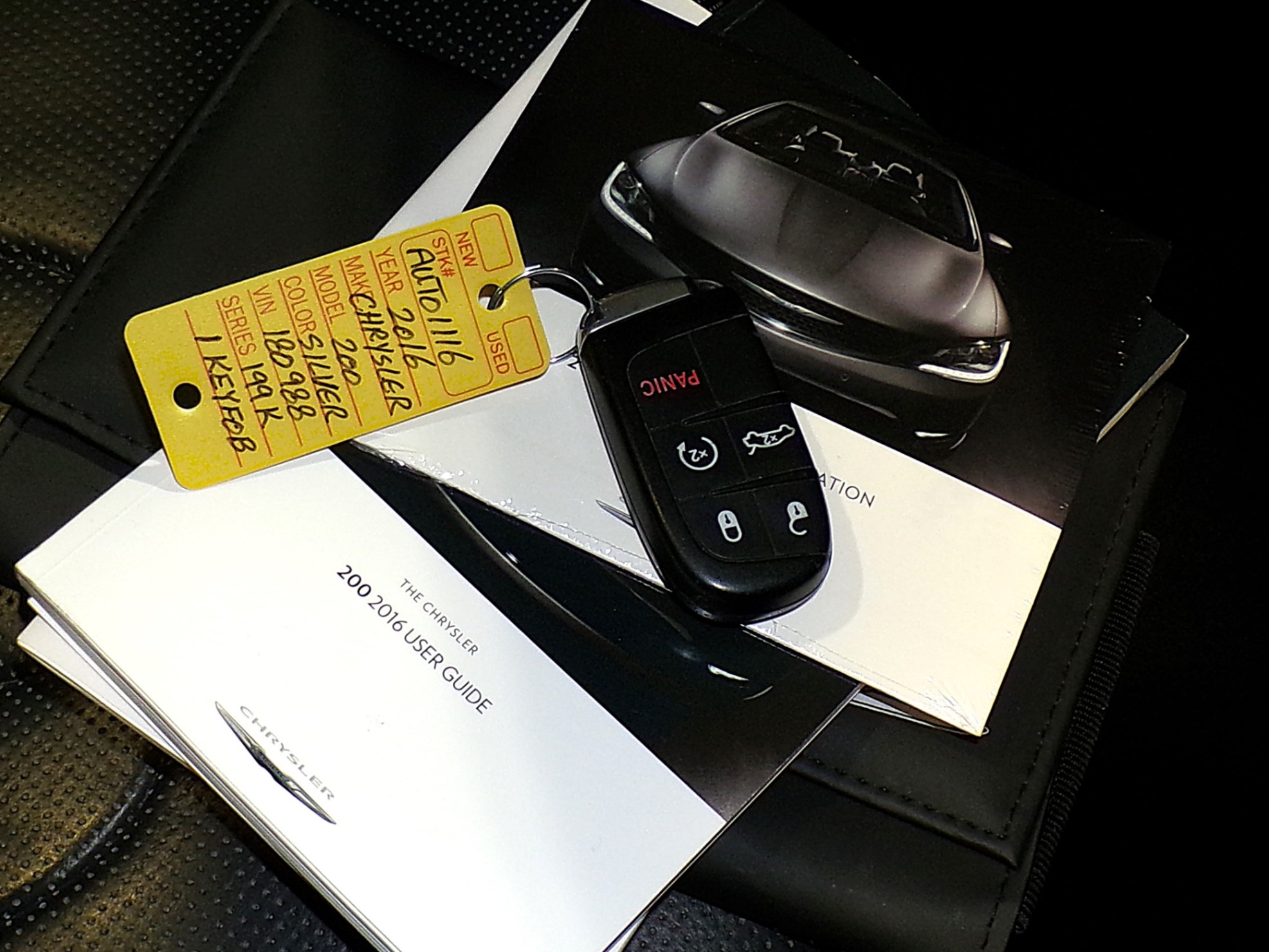 /autogallery/2016-Chrysler-200-5985168440822484.jpg