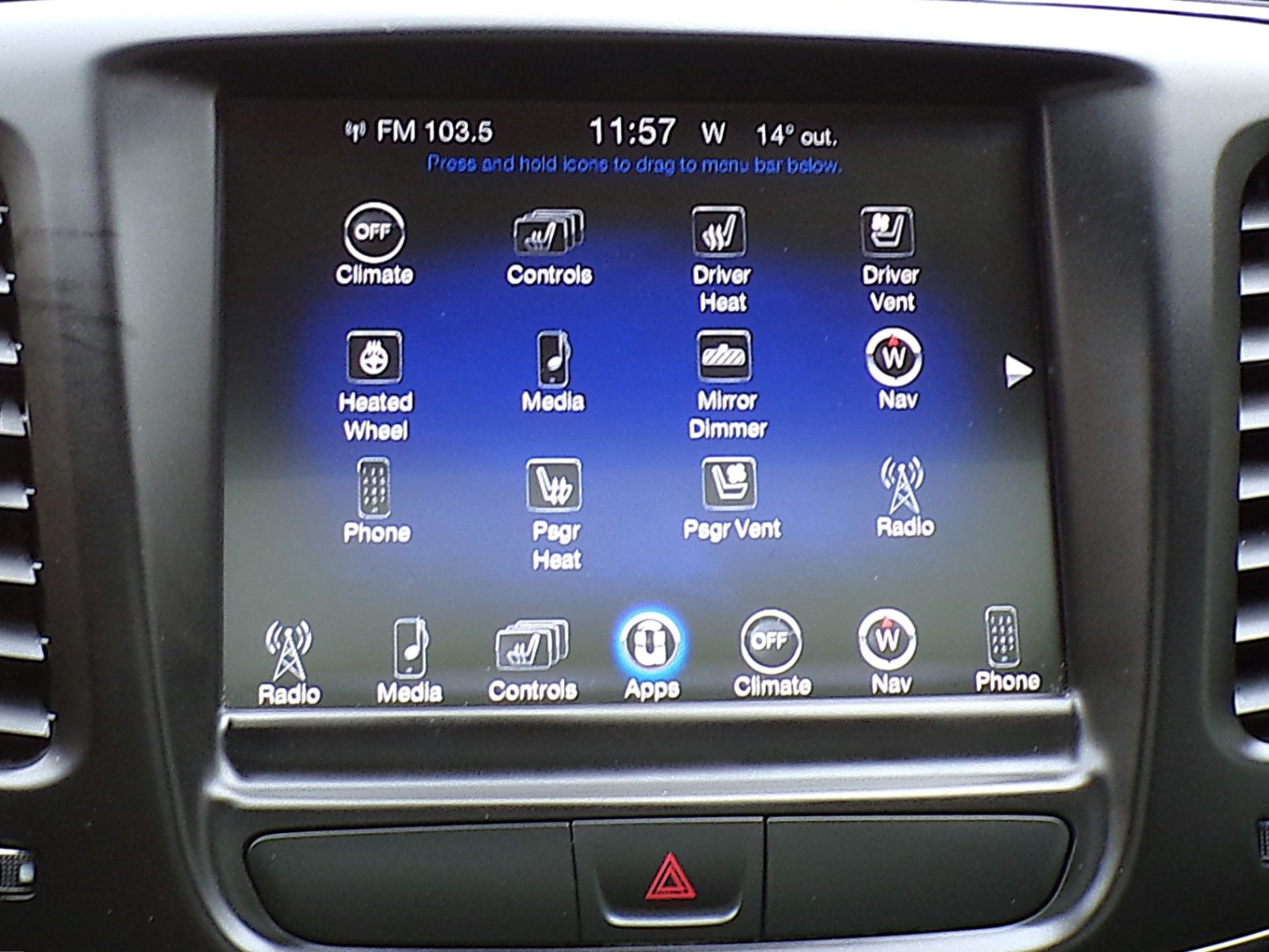 /autogallery/2016-Chrysler-200-8286307476800847.jpg