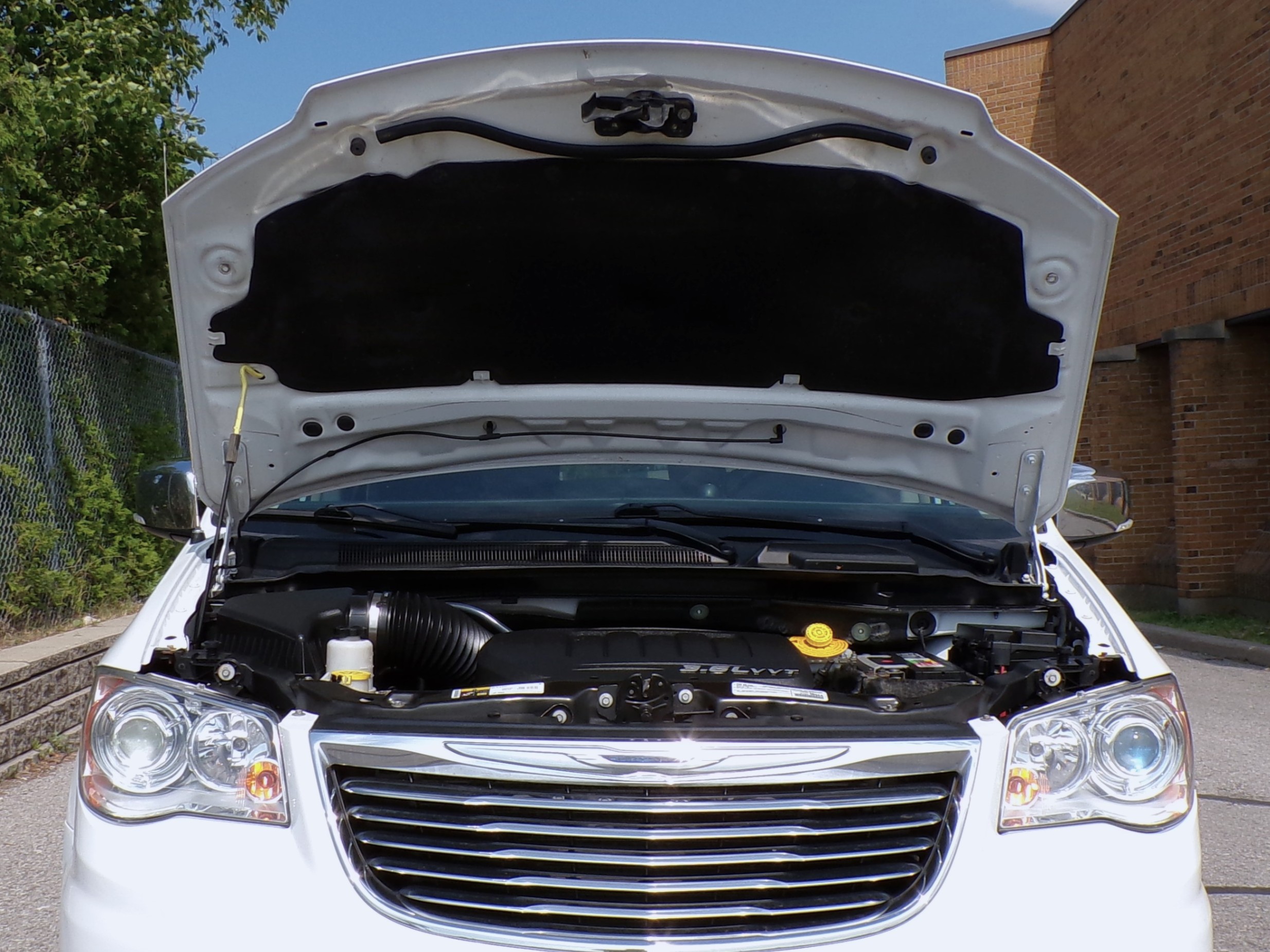 /autogallery/2016-Chrysler-Town&-10580406401427611.jpg