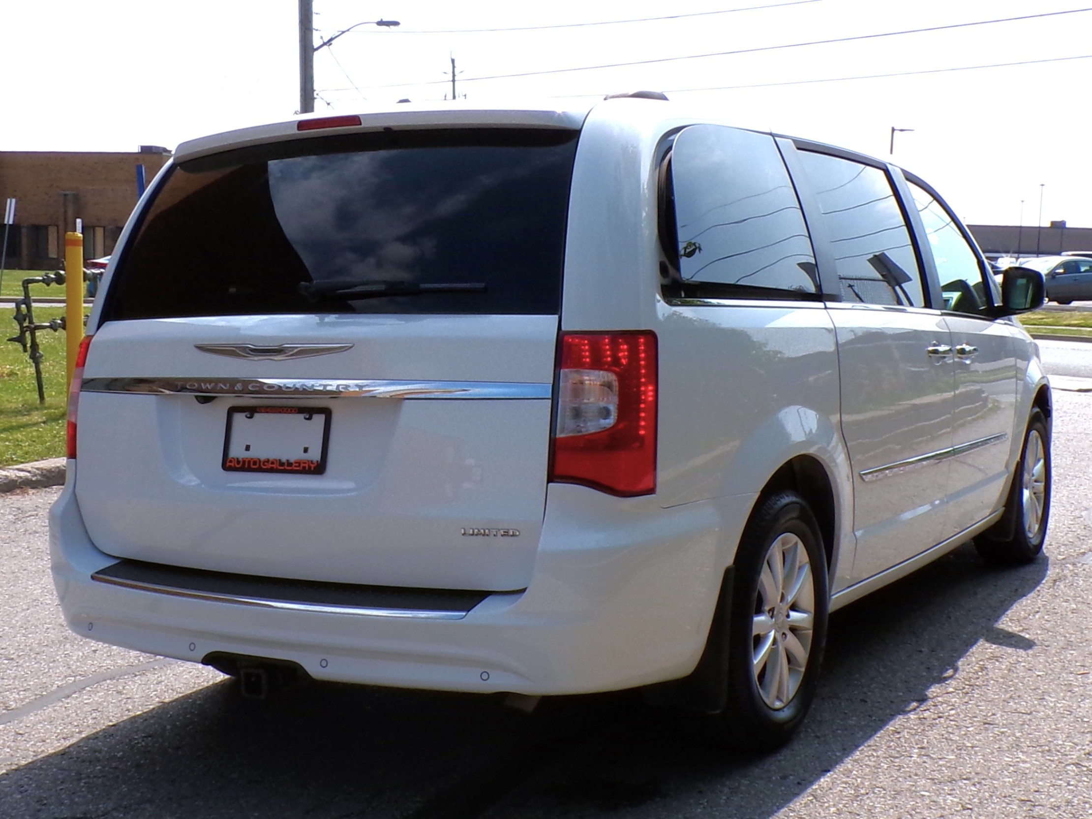 /autogallery/2016-Chrysler-Town&-34864576271537717.jpg