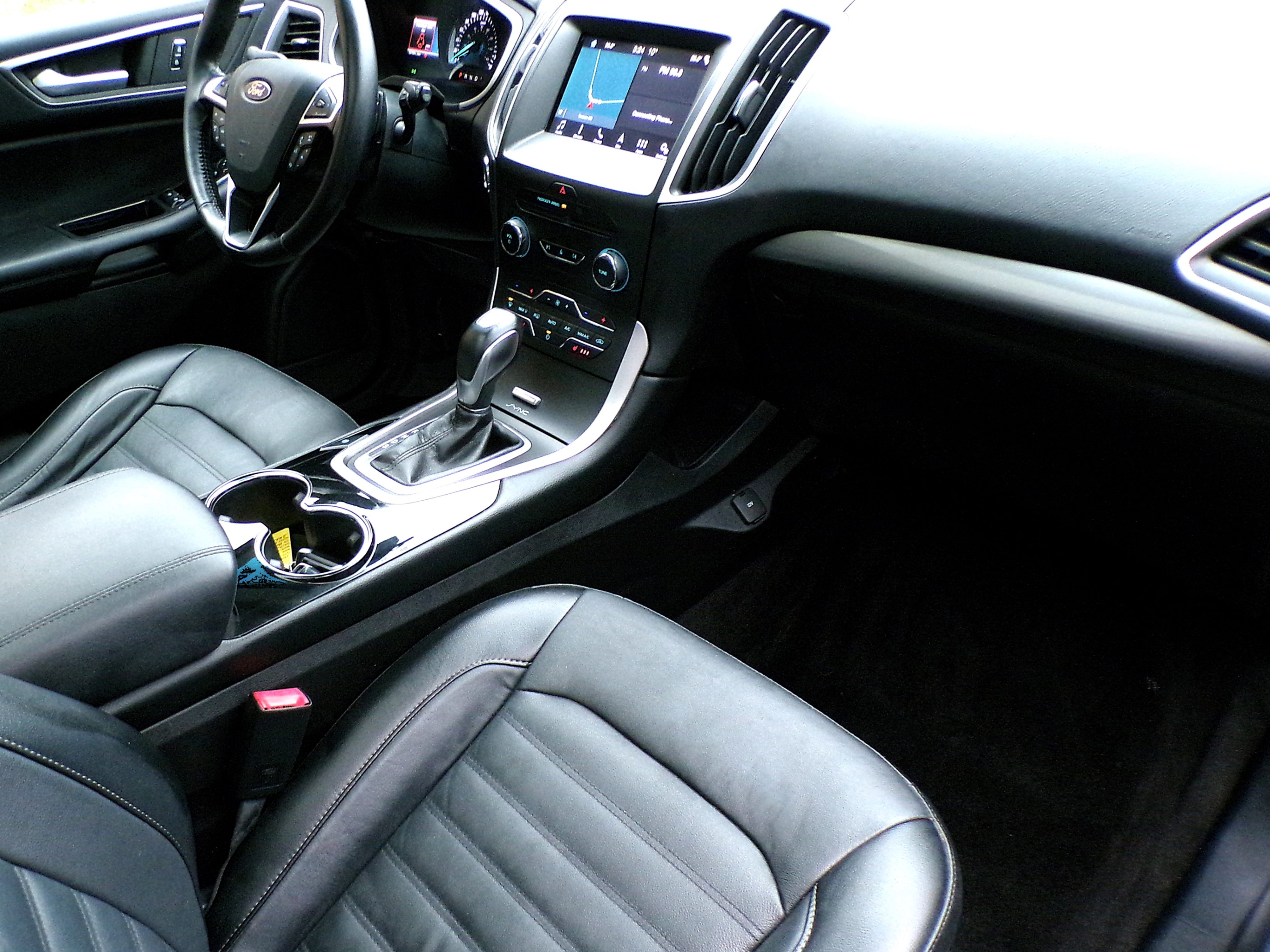 /autogallery/2016-Ford-Edge-04008217505193623.jpg