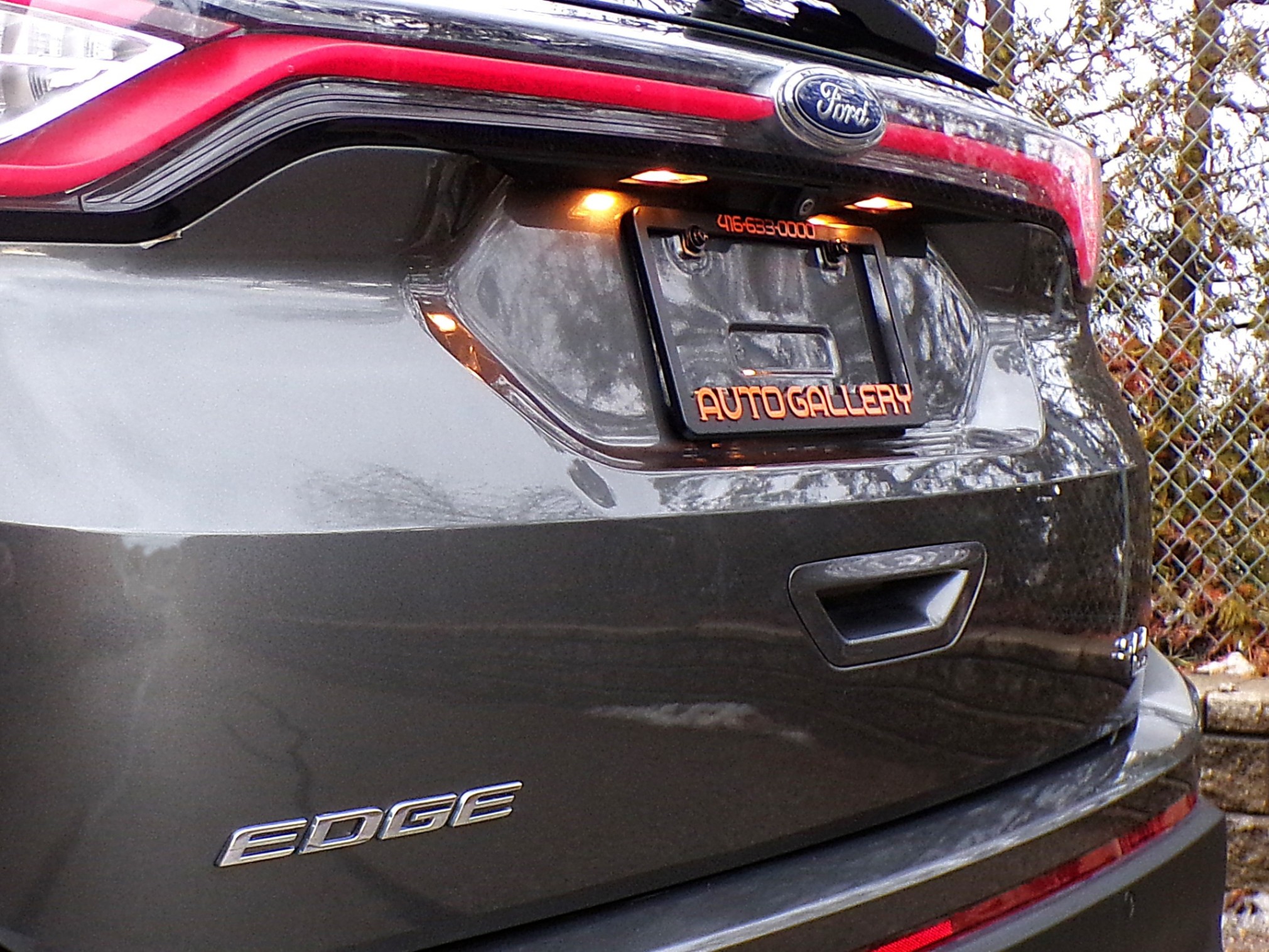 /autogallery/2016-Ford-Edge-137927975427953.jpg