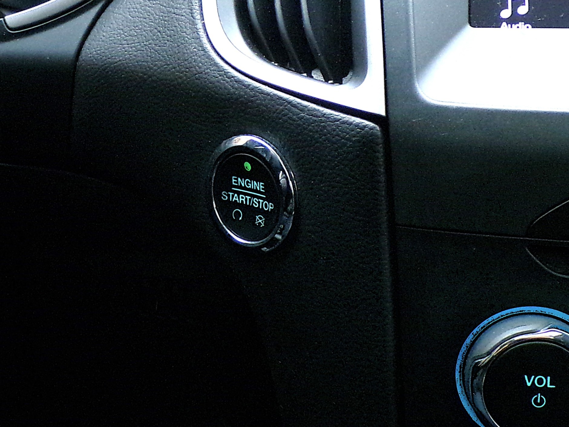 /autogallery/2016-Ford-Edge-5613745853665515.jpg