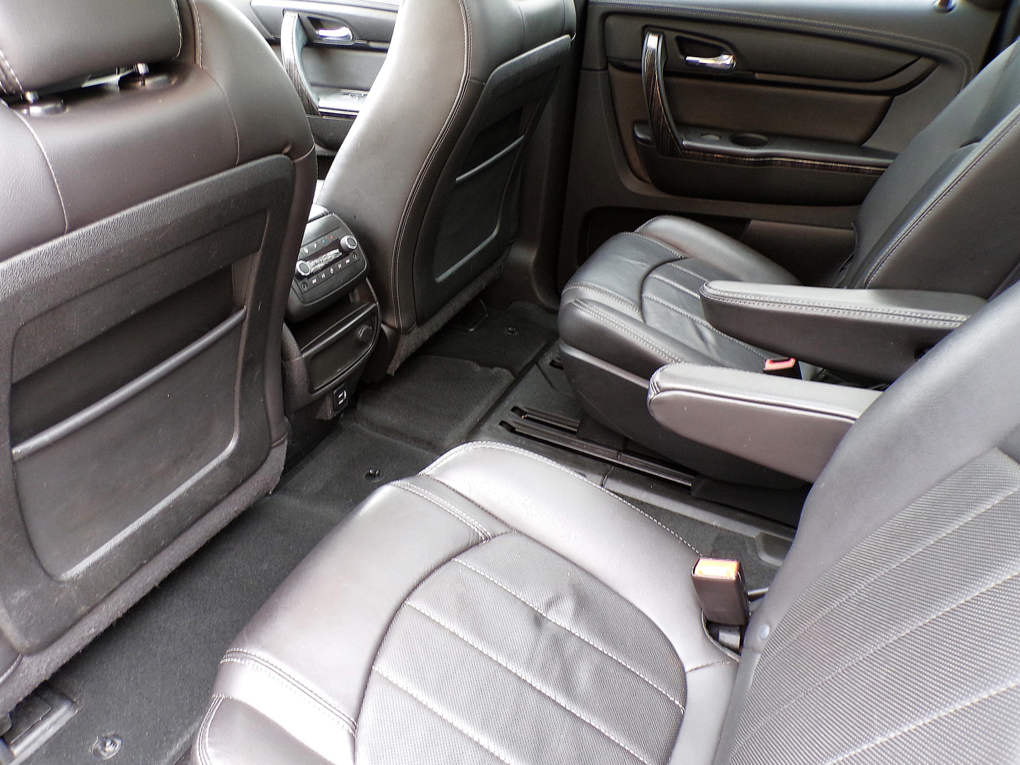 /autogallery/2016-GMC-Acadia-2741635054899021.jpg