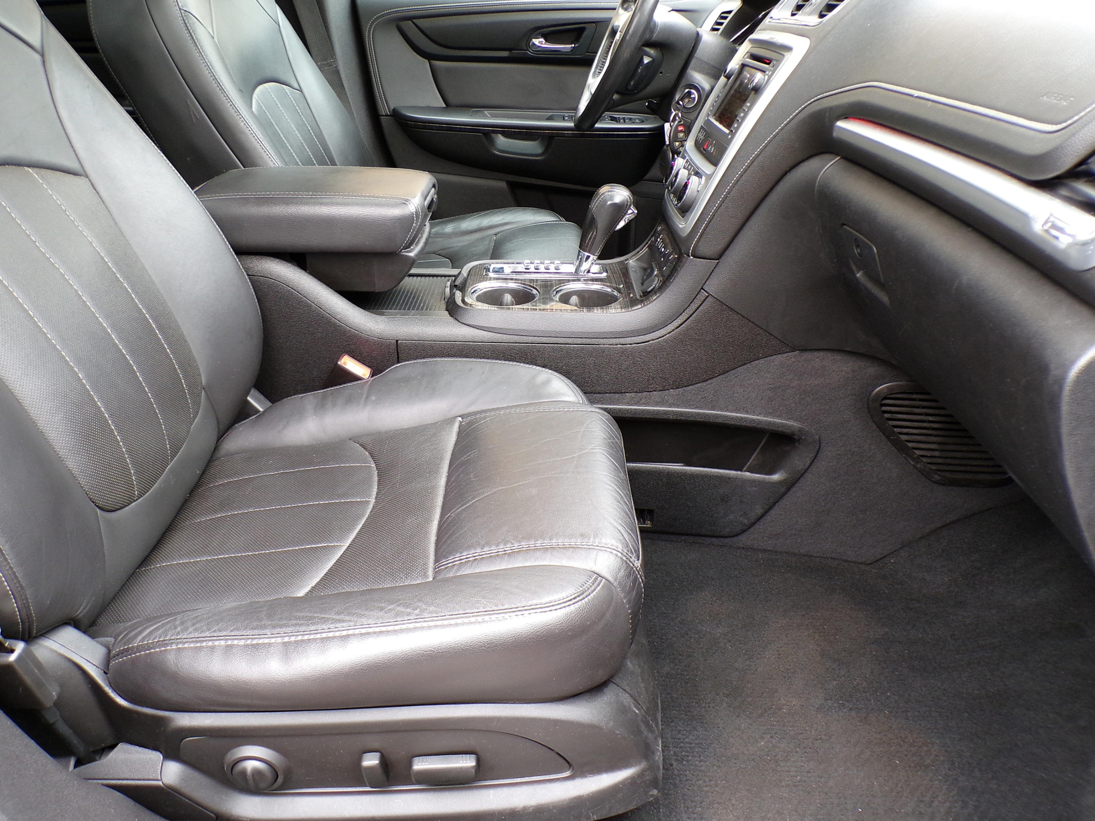 /autogallery/2016-GMC-Acadia-49874488689783436.jpg