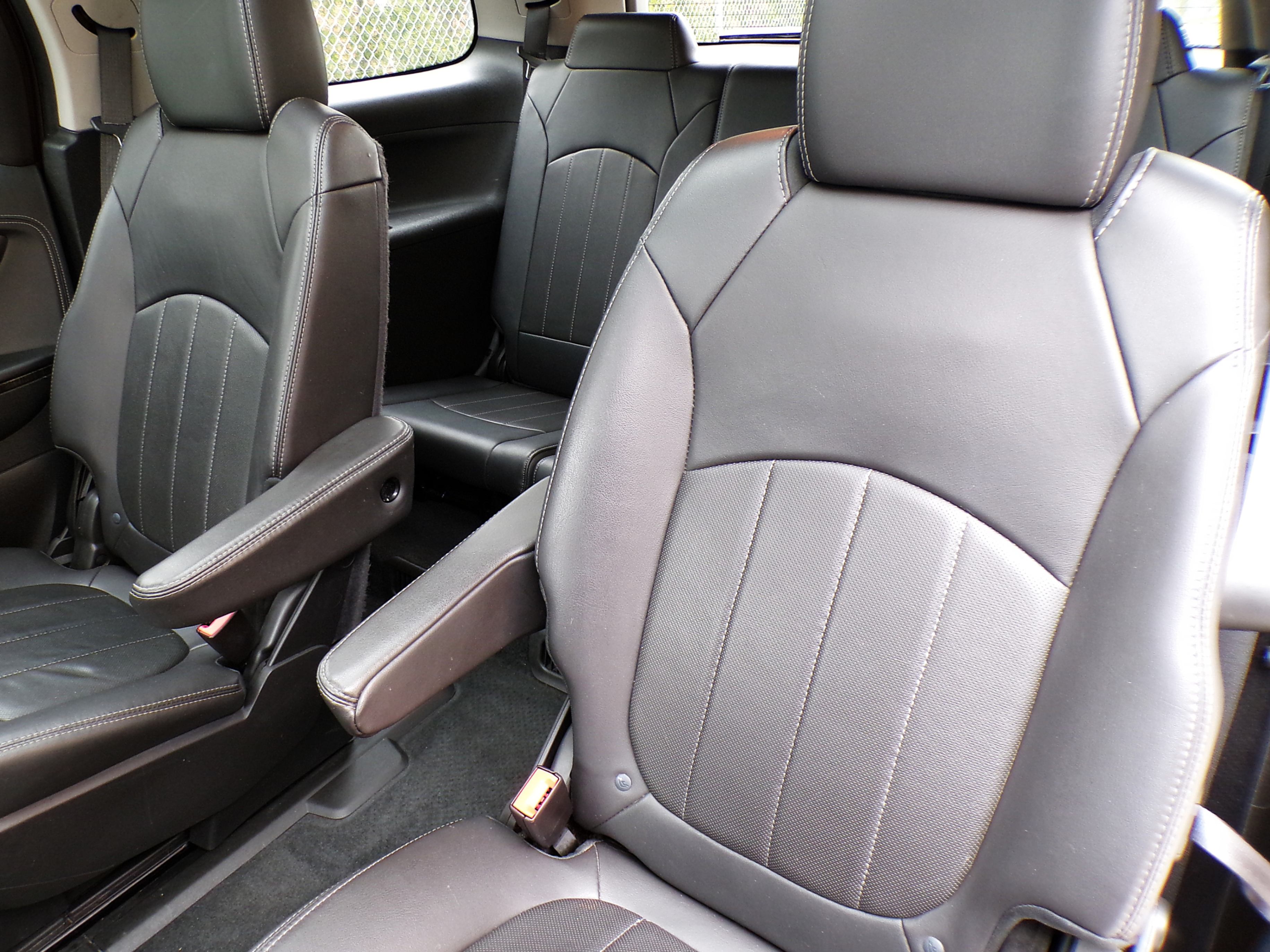 /autogallery/2016-GMC-Acadia-8290458135435181.jpg