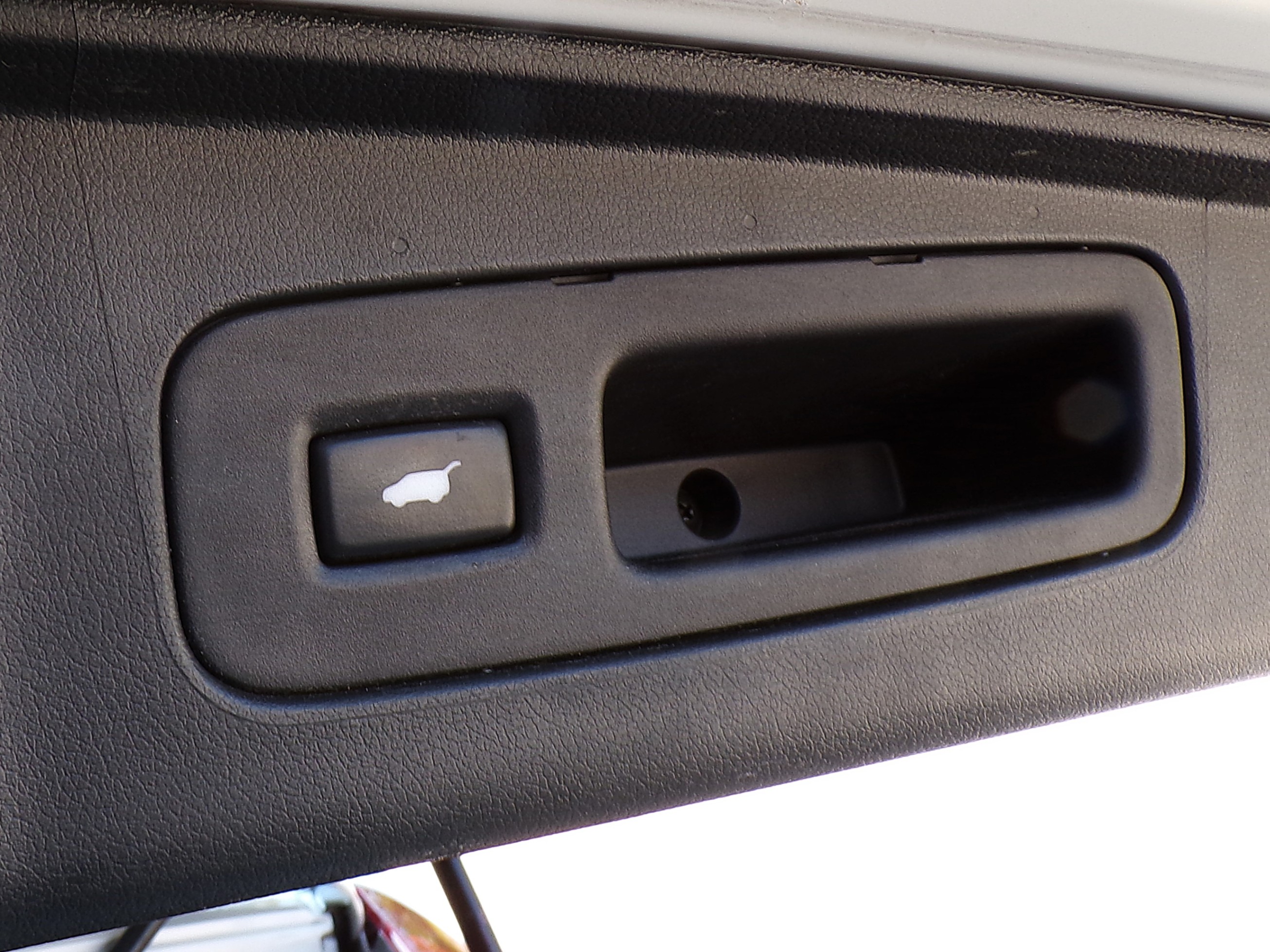 /autogallery/2016-Honda-CR-V-14000263479412633.jpg