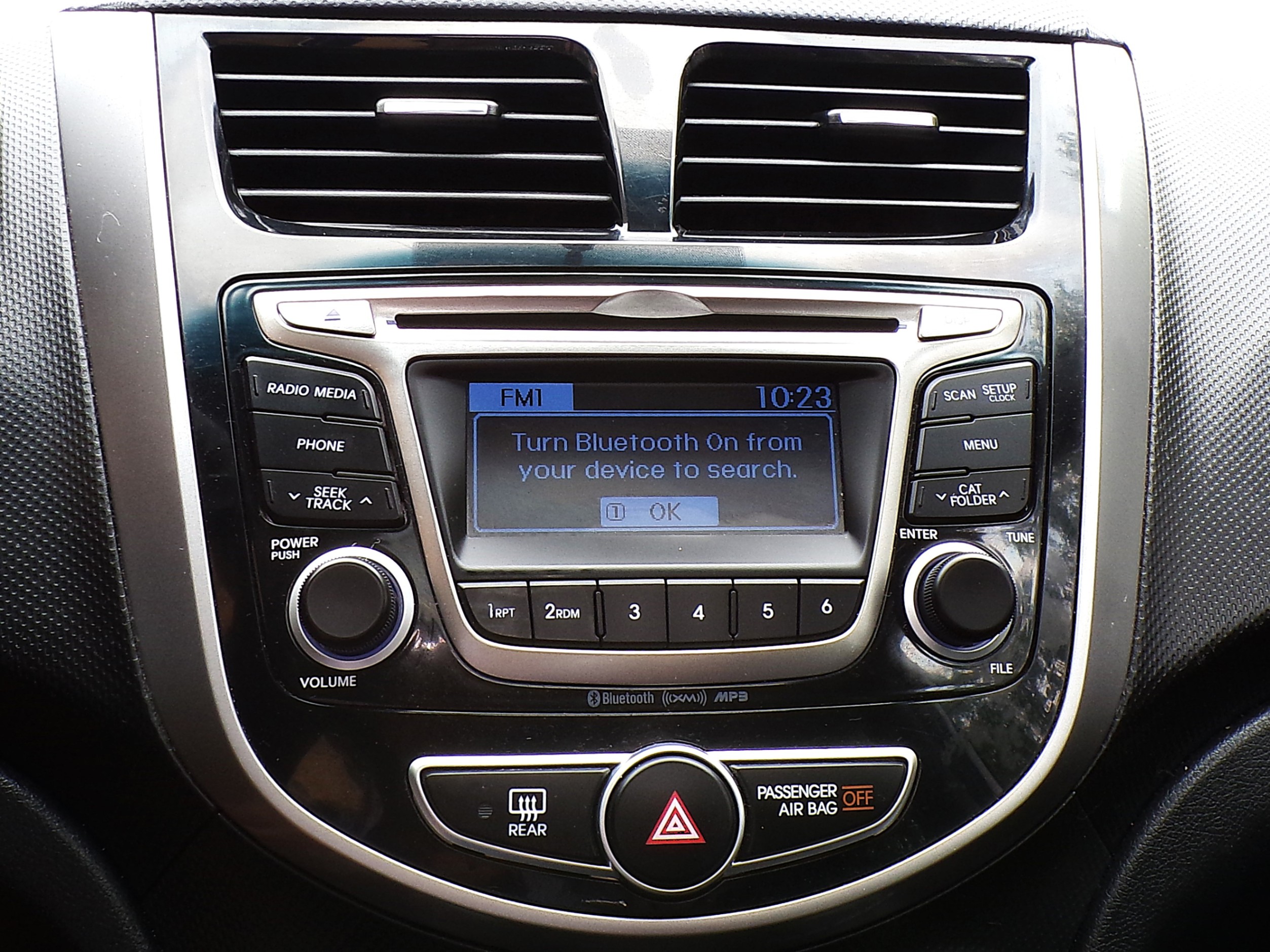 /autogallery/2016-Hyundai-Accent-015595891196853673.jpg