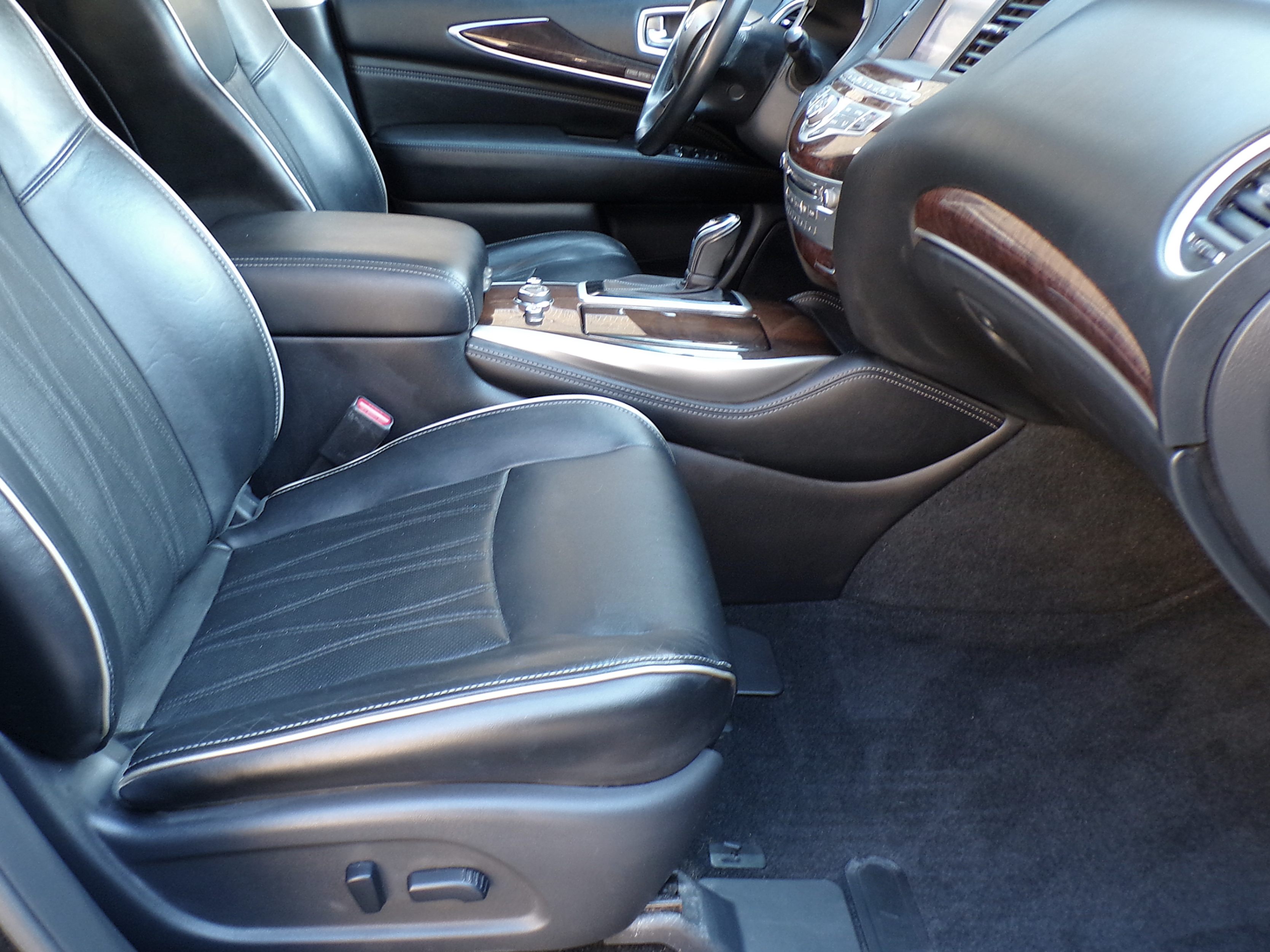 /autogallery/2016-INFINITI-QX60-04414536194232288.jpg