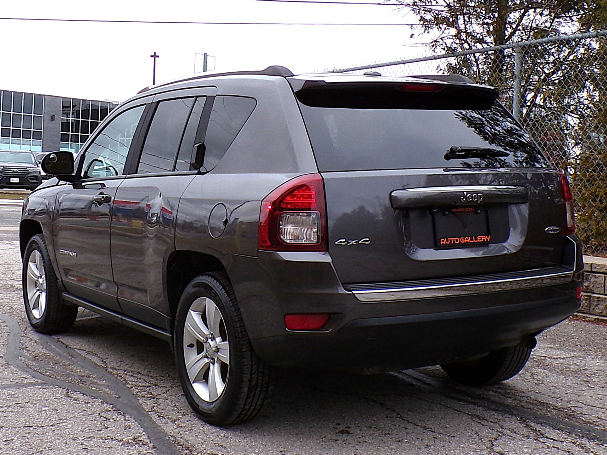 /autogallery/2016-Jeep-Compass-05063304258879464.jpg