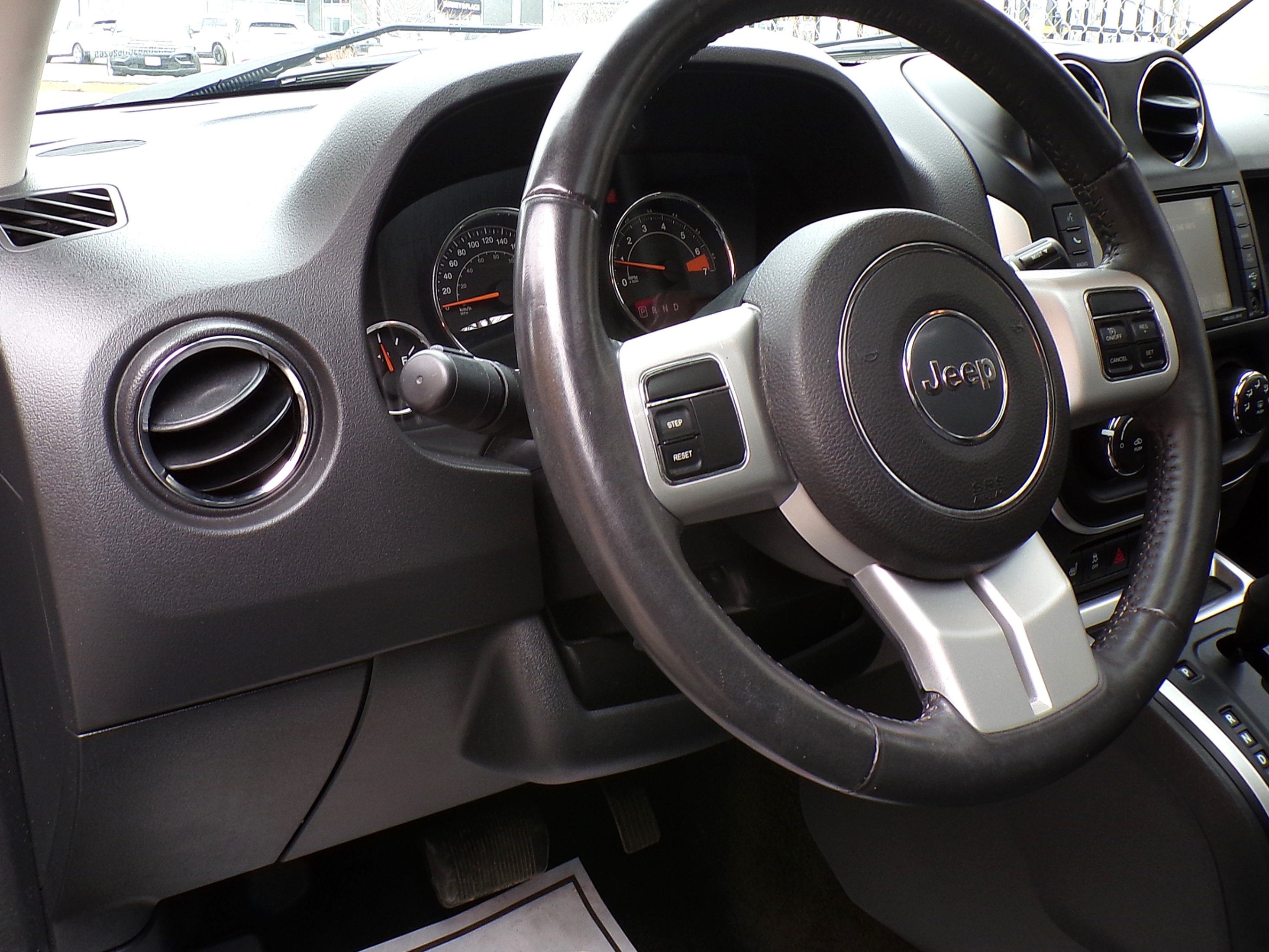 /autogallery/2016-Jeep-Compass-22139954972273412.jpg
