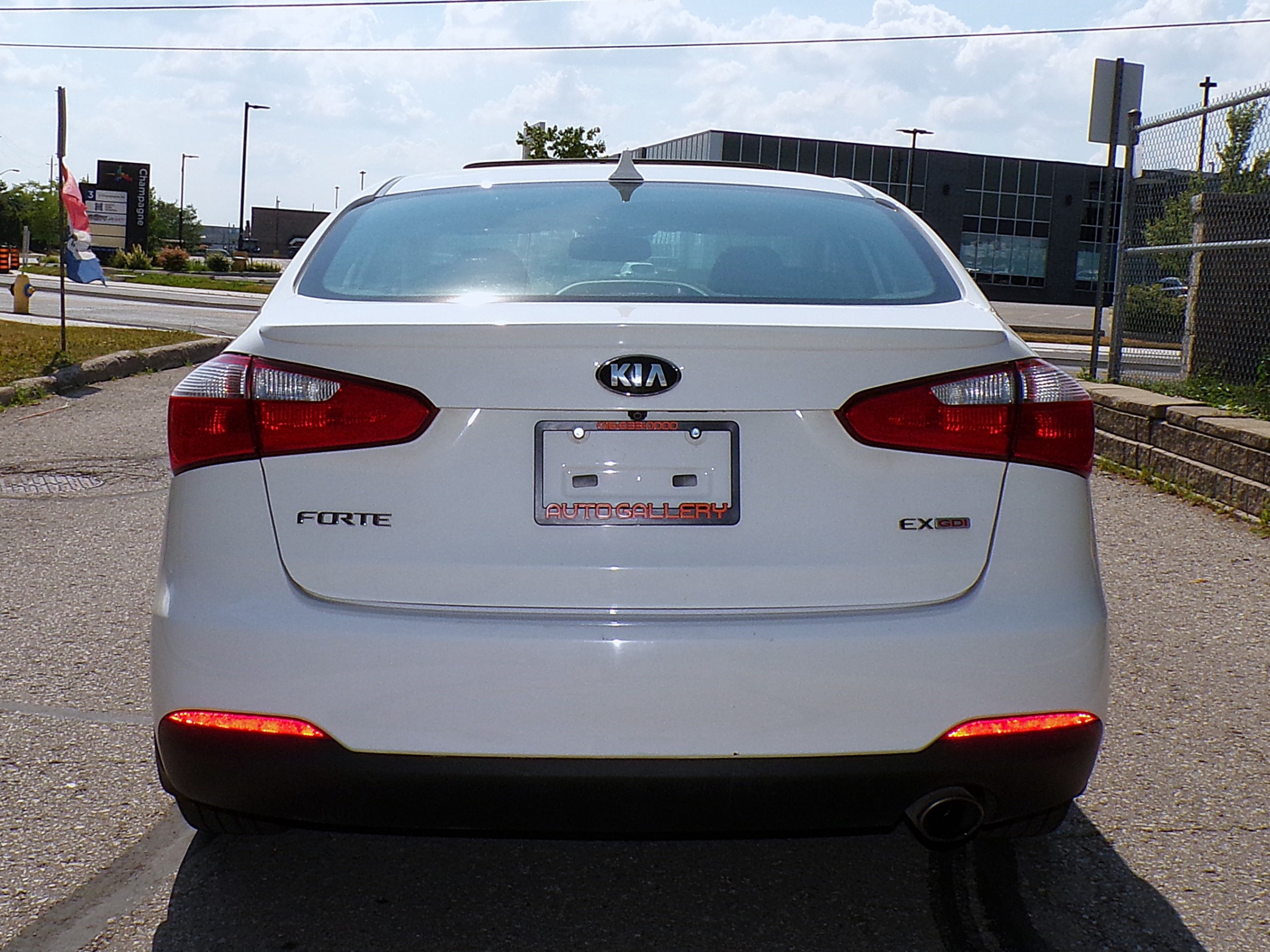 /autogallery/2016-Kia-Forte-19886637074692515.jpg