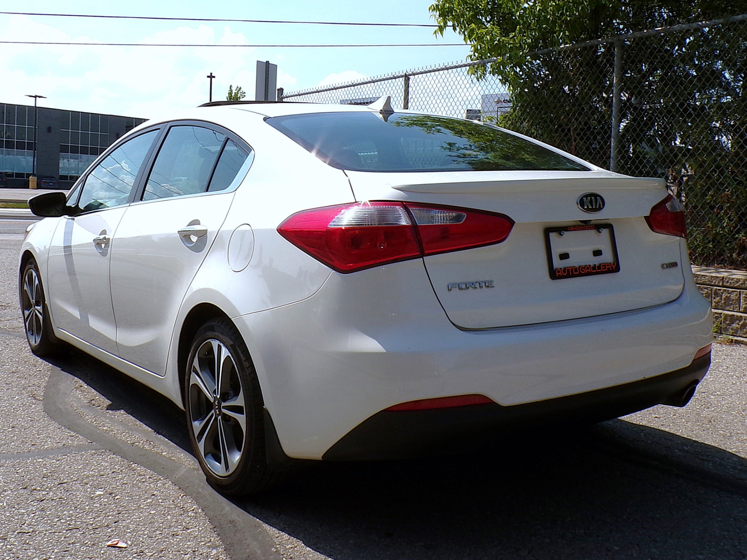 /autogallery/2016-Kia-Forte-9920105545516993.jpg
