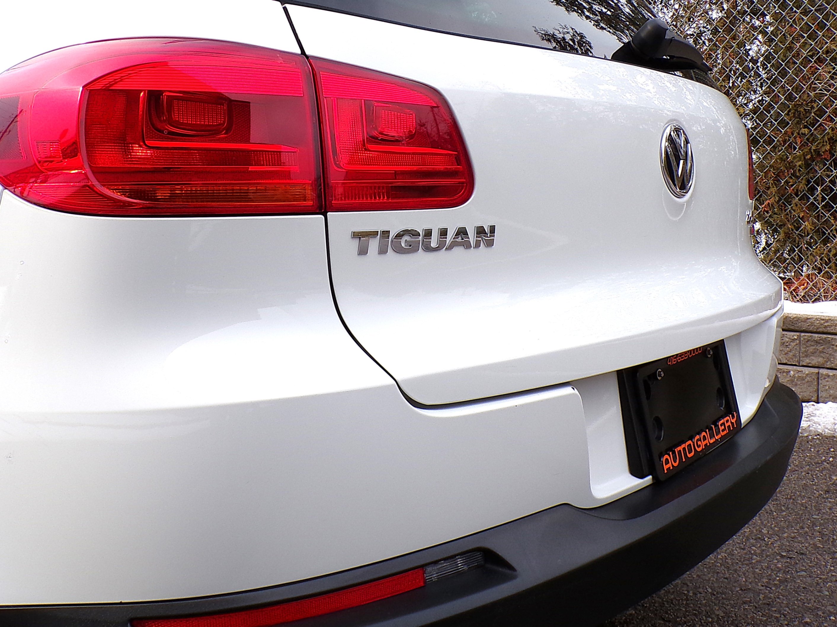 /autogallery/2016-Volkswagen-Tiguan-007236996238565441.jpg