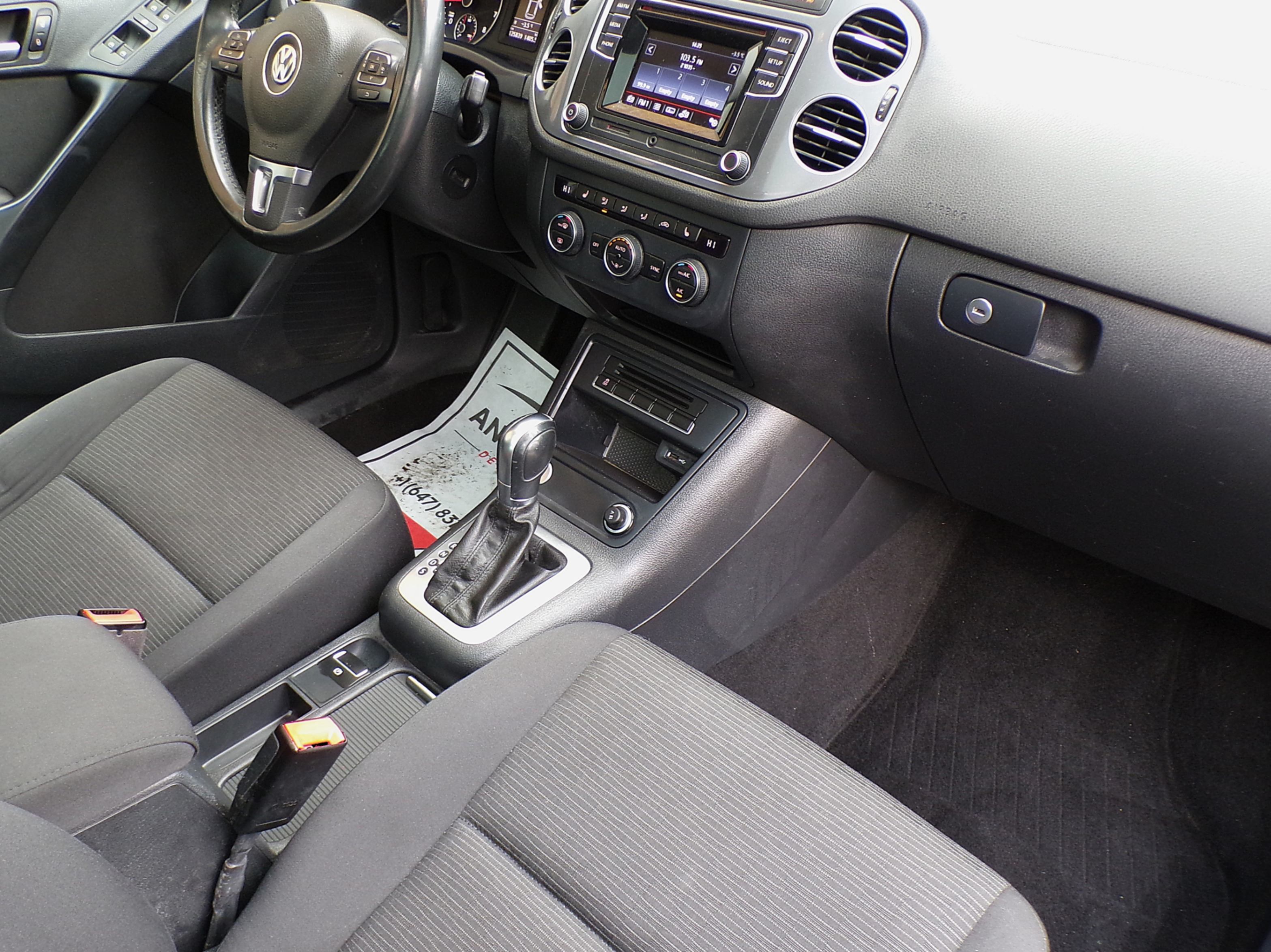 /autogallery/2016-Volkswagen-Tiguan-2686326472491658.jpg