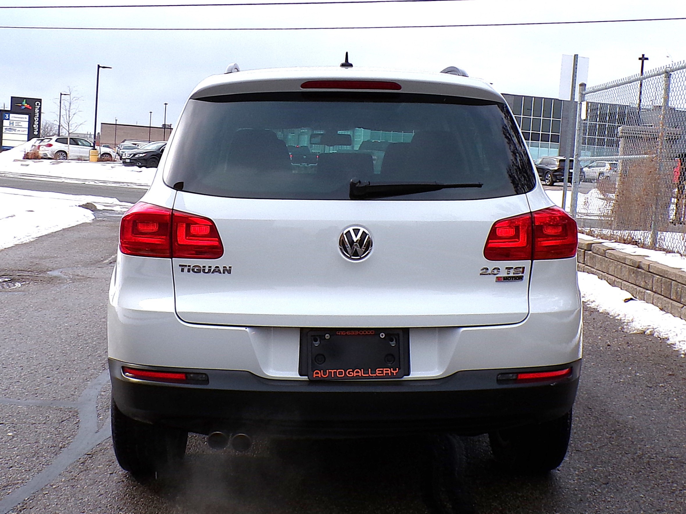 /autogallery/2016-Volkswagen-Tiguan-40955326436183626.jpg