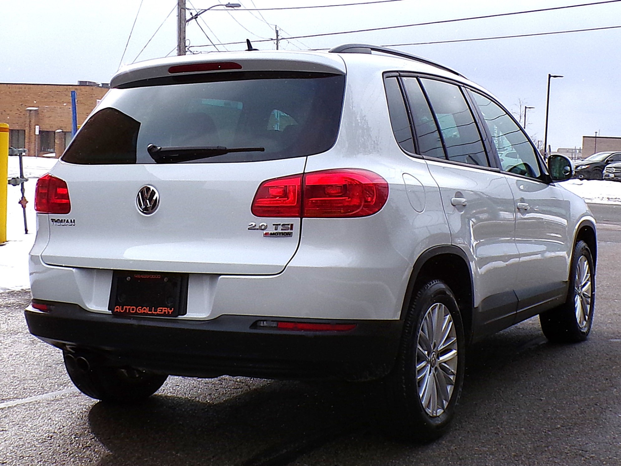 /autogallery/2016-Volkswagen-Tiguan-43841494976461126.jpg