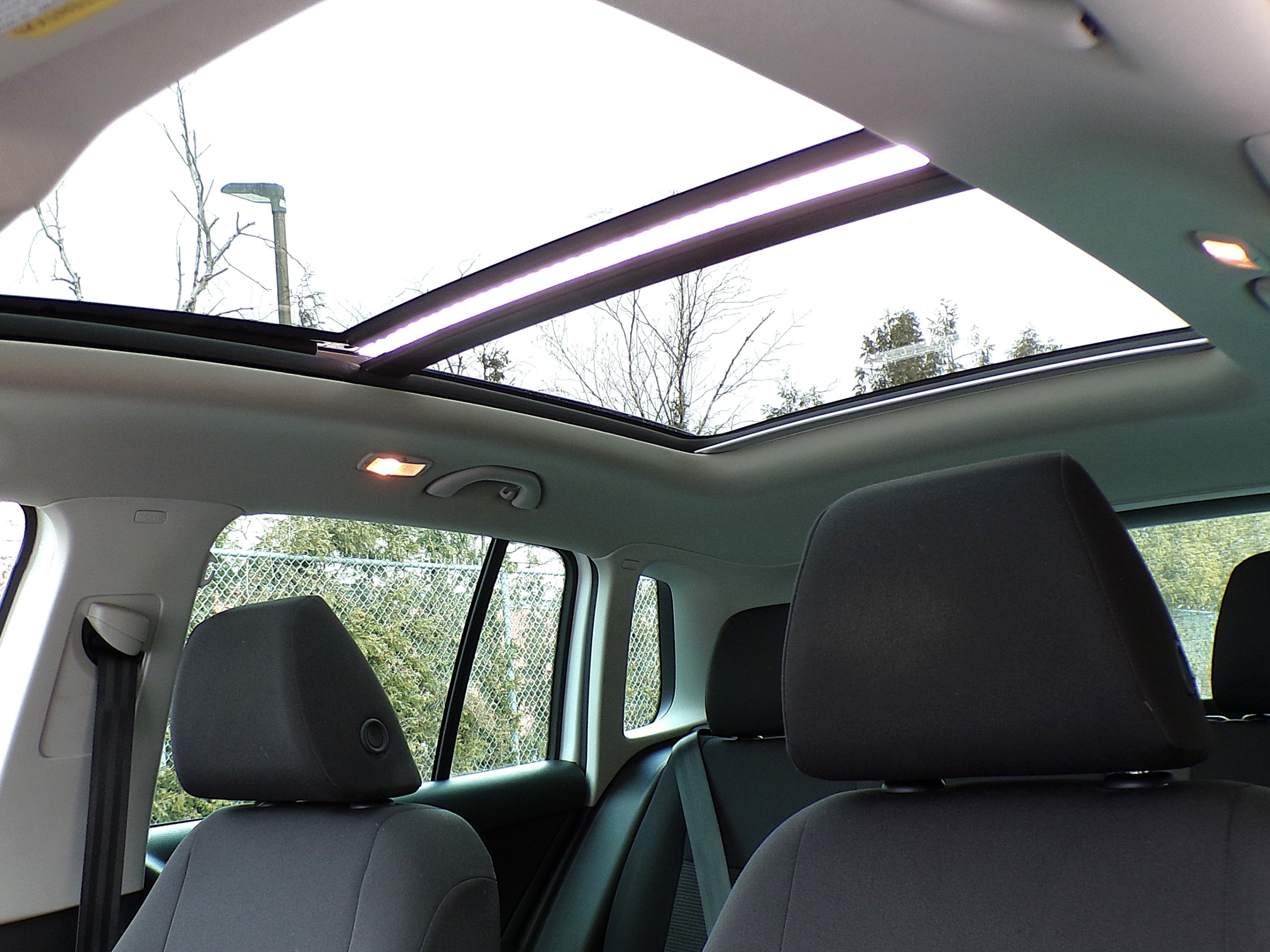 /autogallery/2016-Volkswagen-Tiguan-4403560457310267.jpg