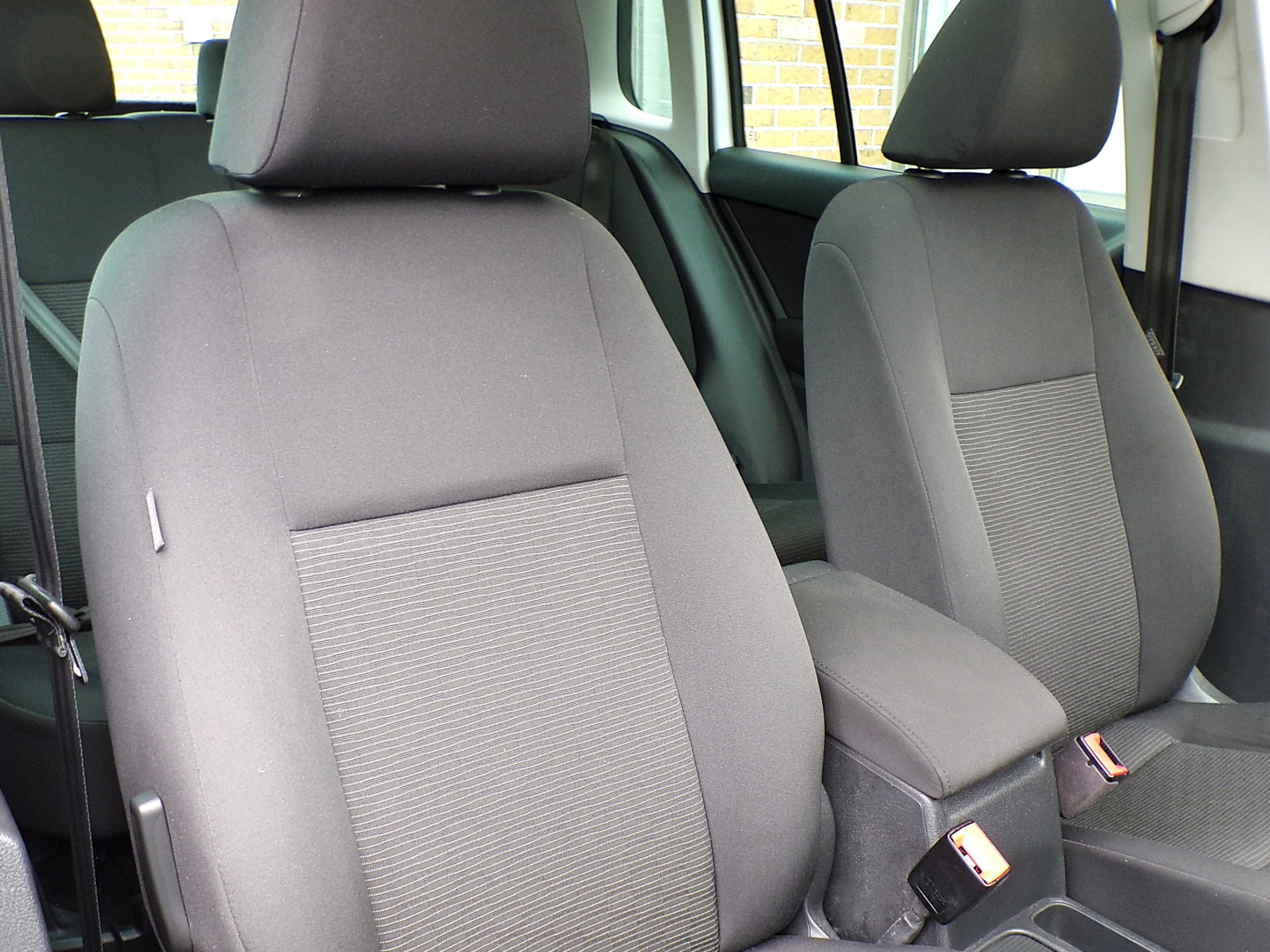 /autogallery/2016-Volkswagen-Tiguan-5749462594044086.jpg