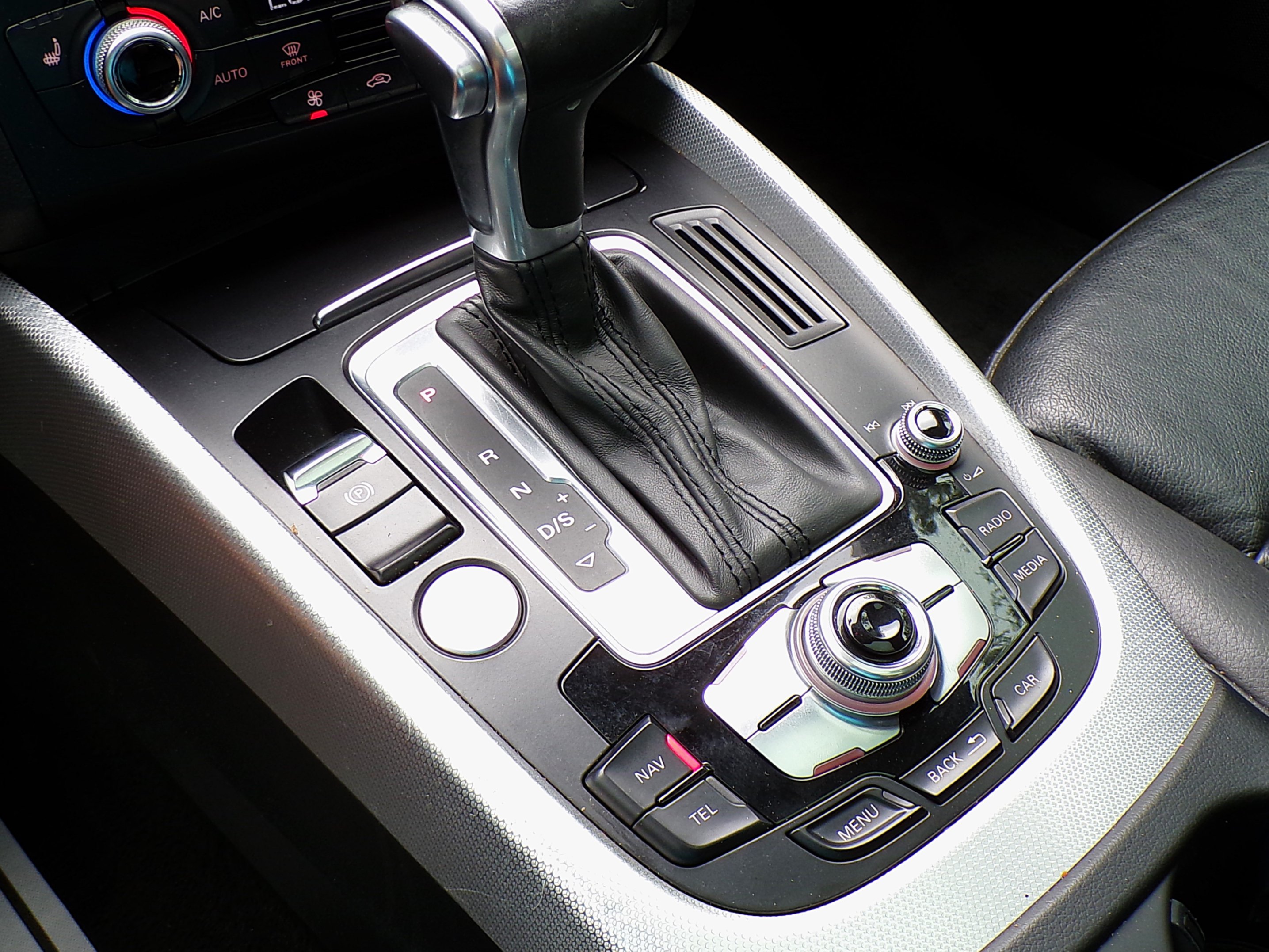 /autogallery/2017-Audi-Q5-8214070819129753.jpg