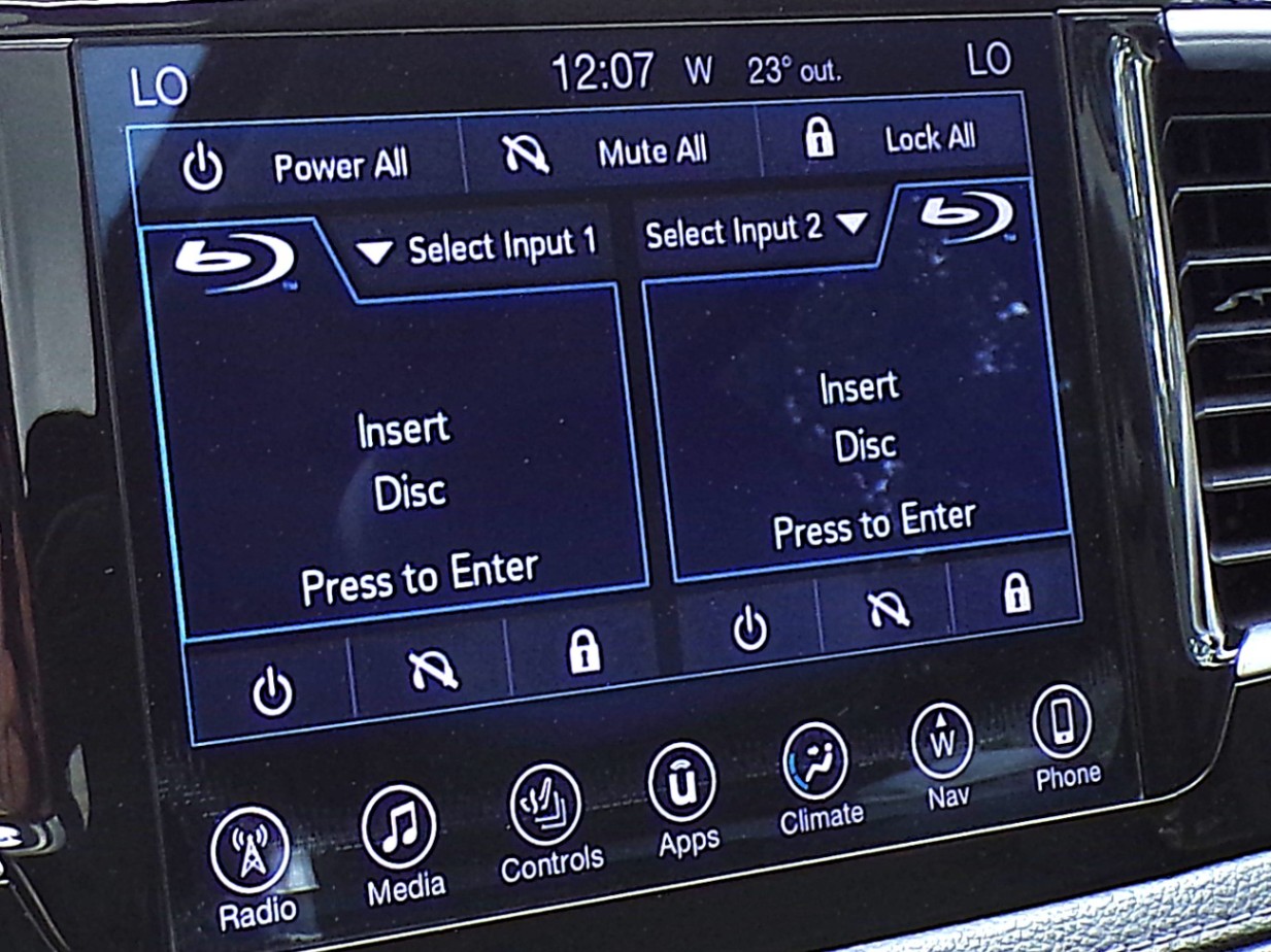/autogallery/2017-Chrysler-Pacifica-18604239796085942.jpg