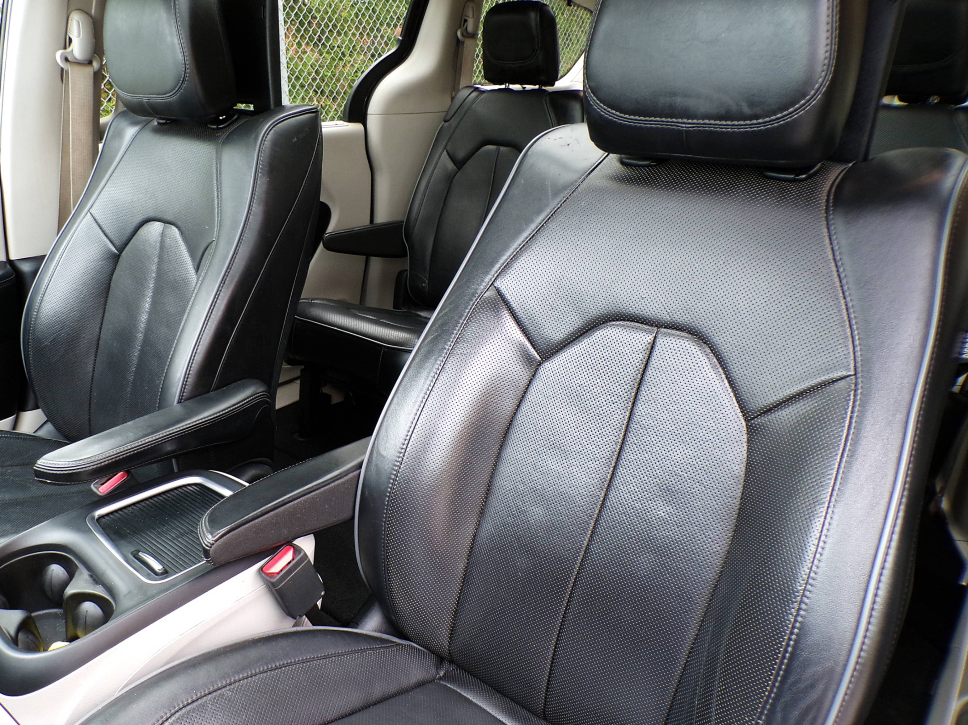 /autogallery/2017-Chrysler-Pacifica-5279649870036707.jpg