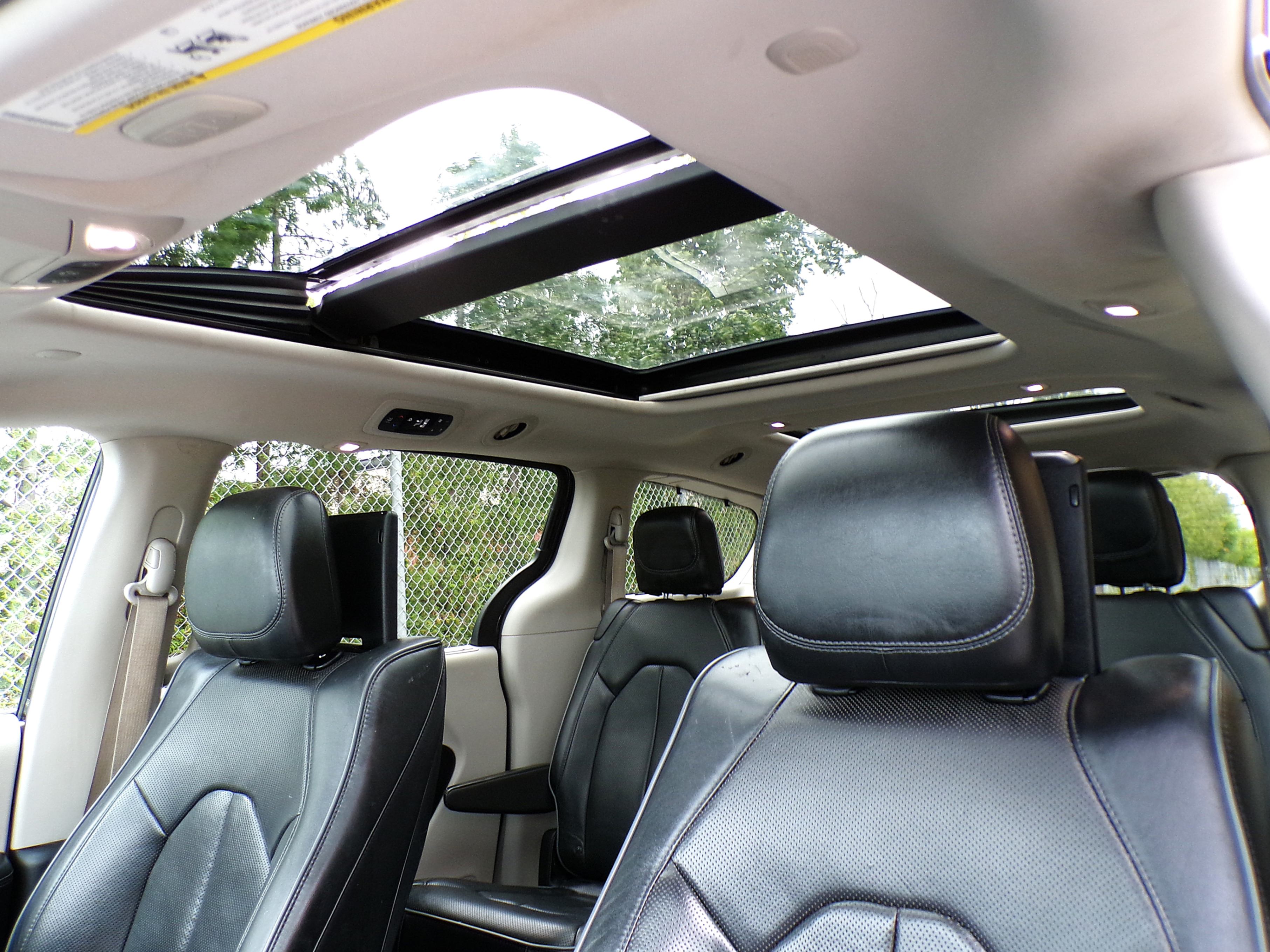 /autogallery/2017-Chrysler-Pacifica-6778606182329006.jpg