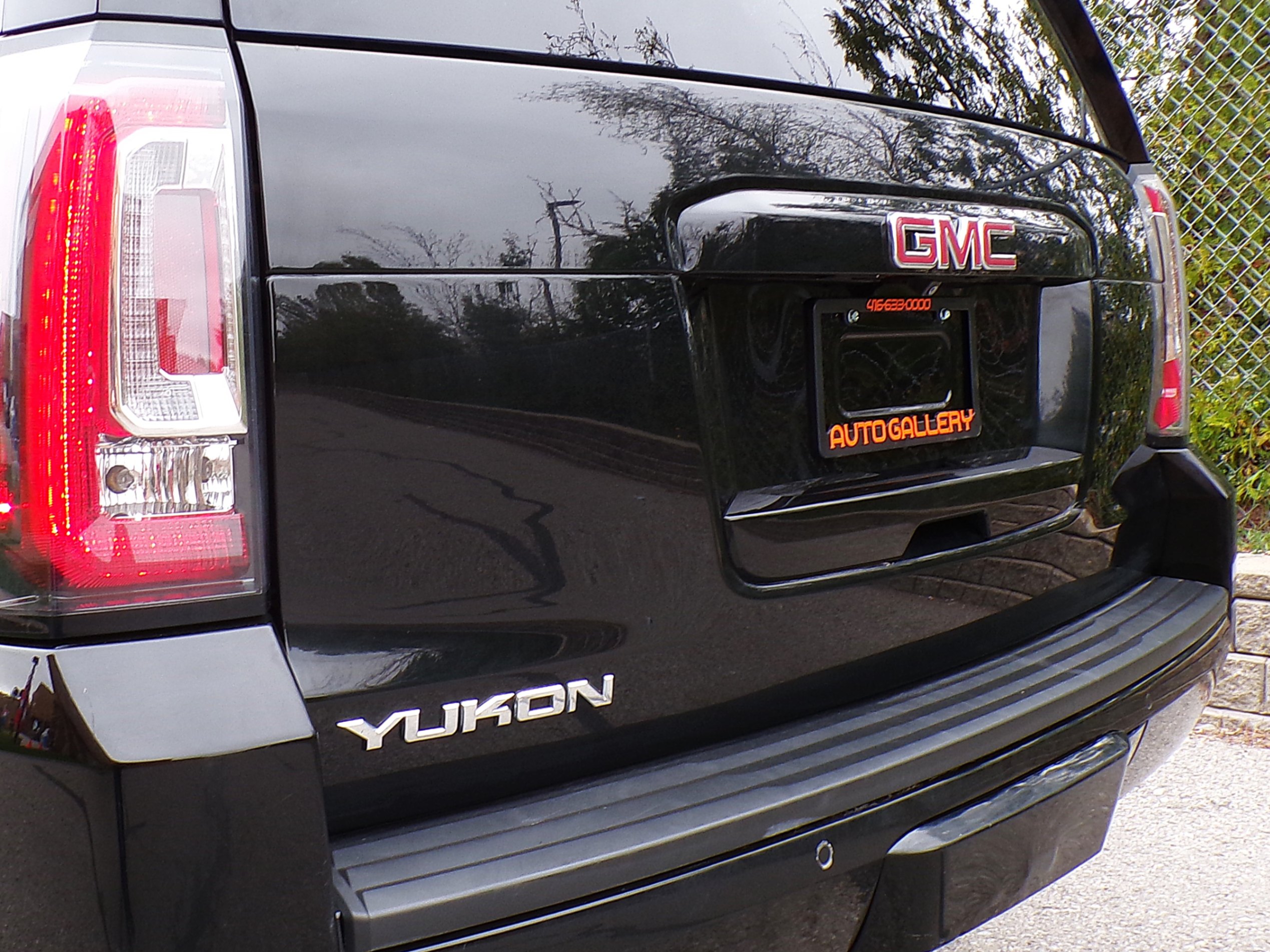 /autogallery/2017-GMC-Yukon-42952210303995075.jpg