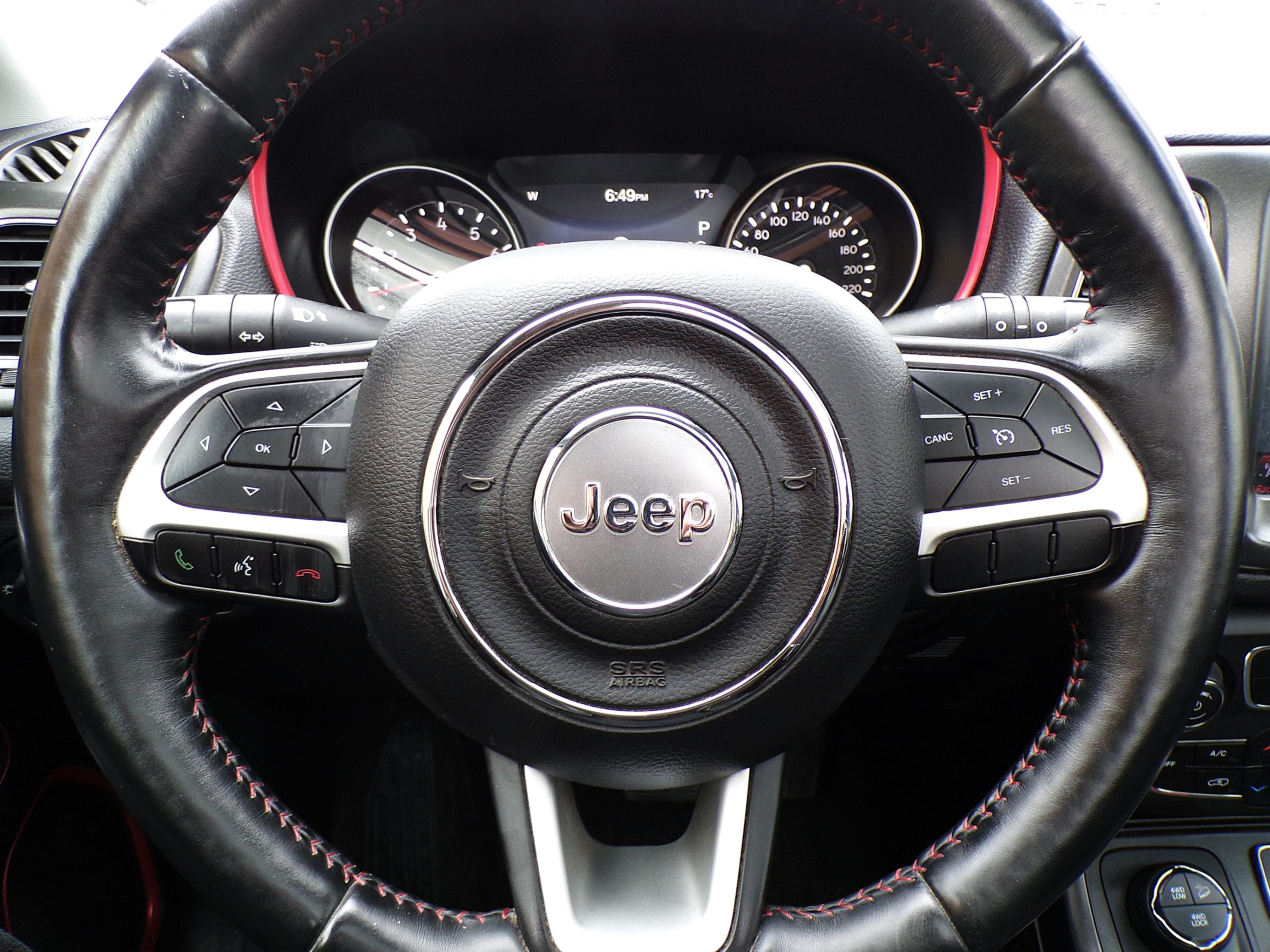 /autogallery/2017-Jeep-Compass-1626470273837093.jpg