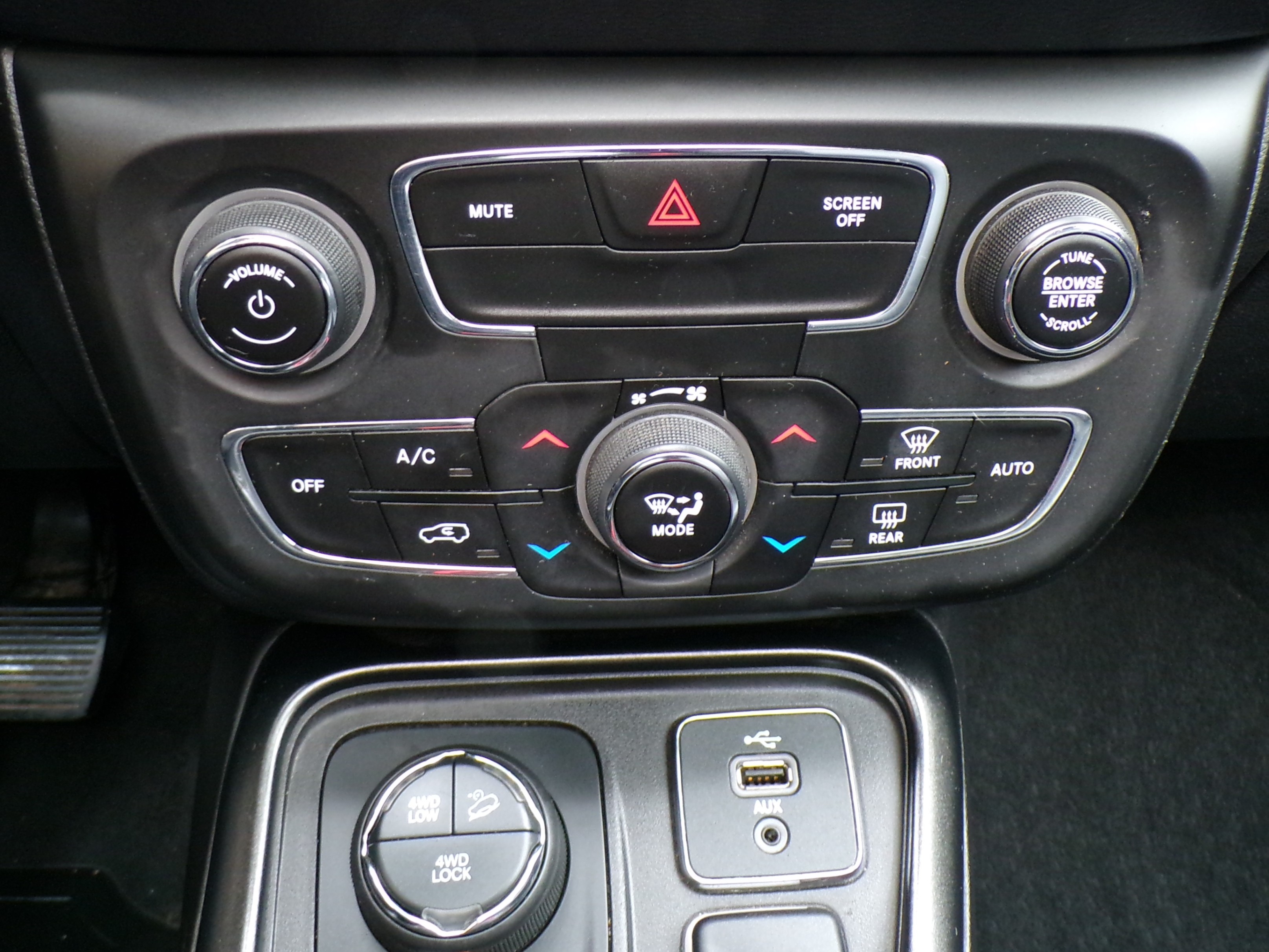 /autogallery/2017-Jeep-Compass-2441438396440858.jpg
