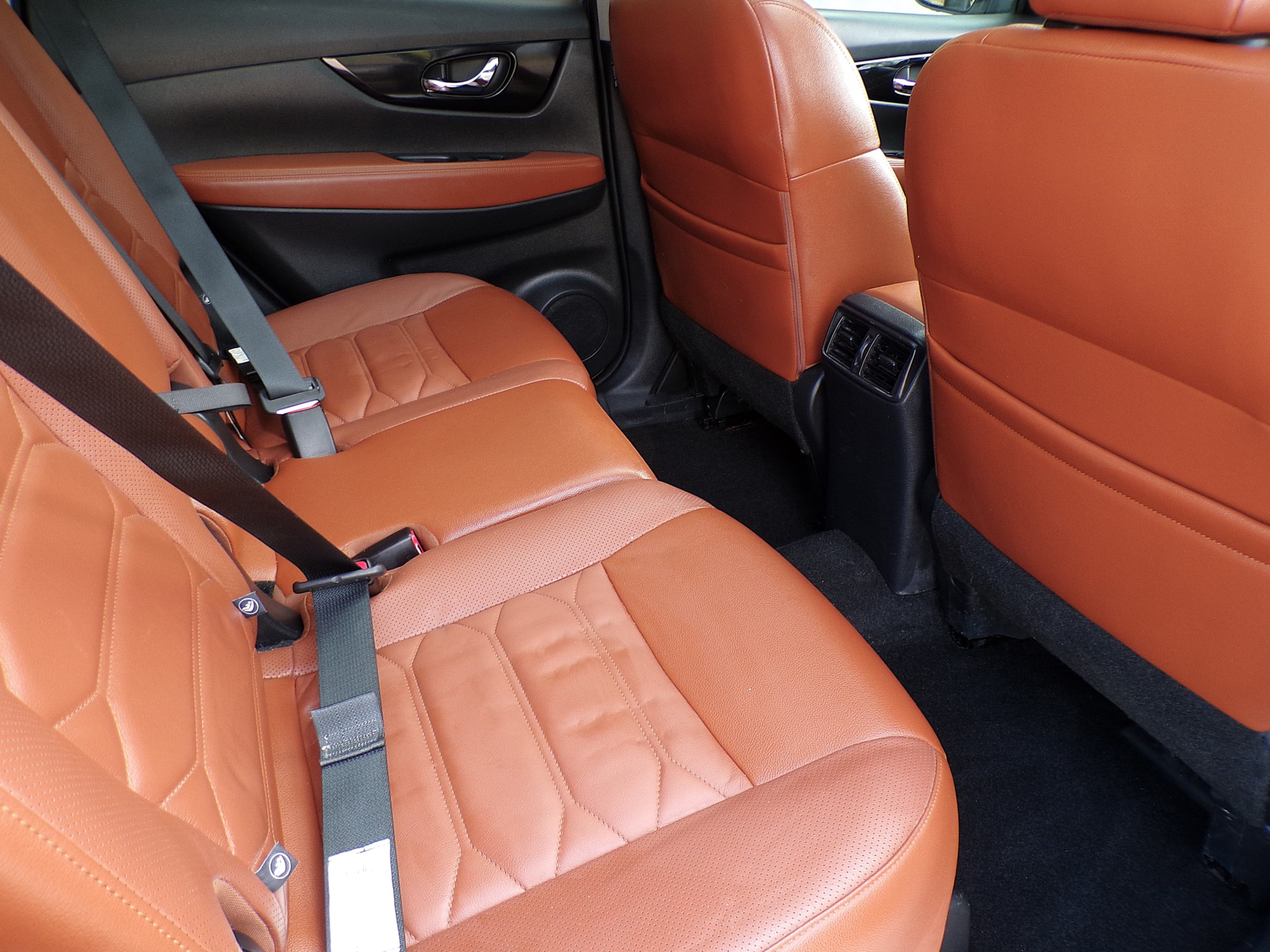 /autogallery/2017-Nissan-Rogue-2935467932465139.jpg