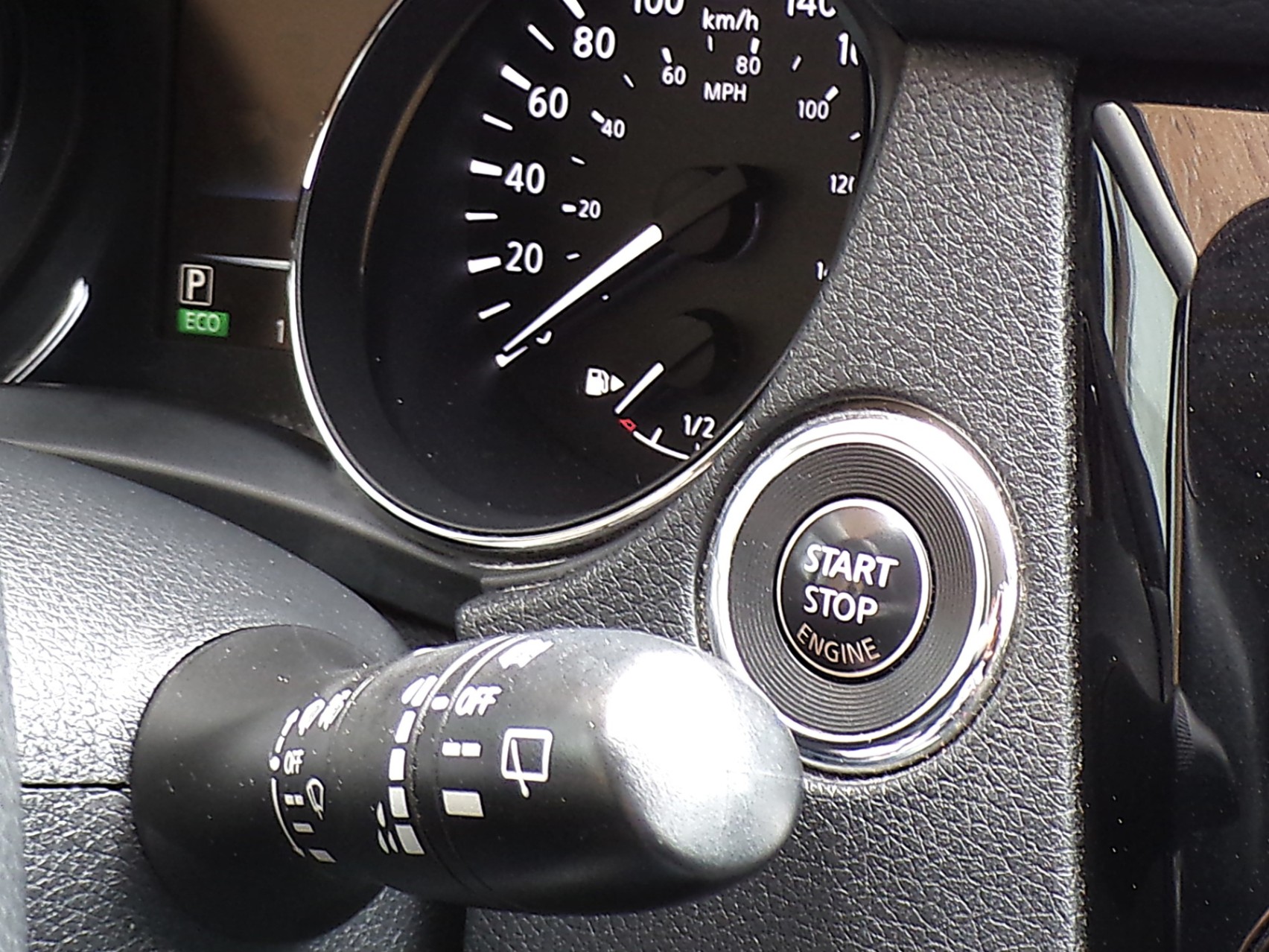 /autogallery/2017-Nissan-Rogue-6501685467039275.jpg