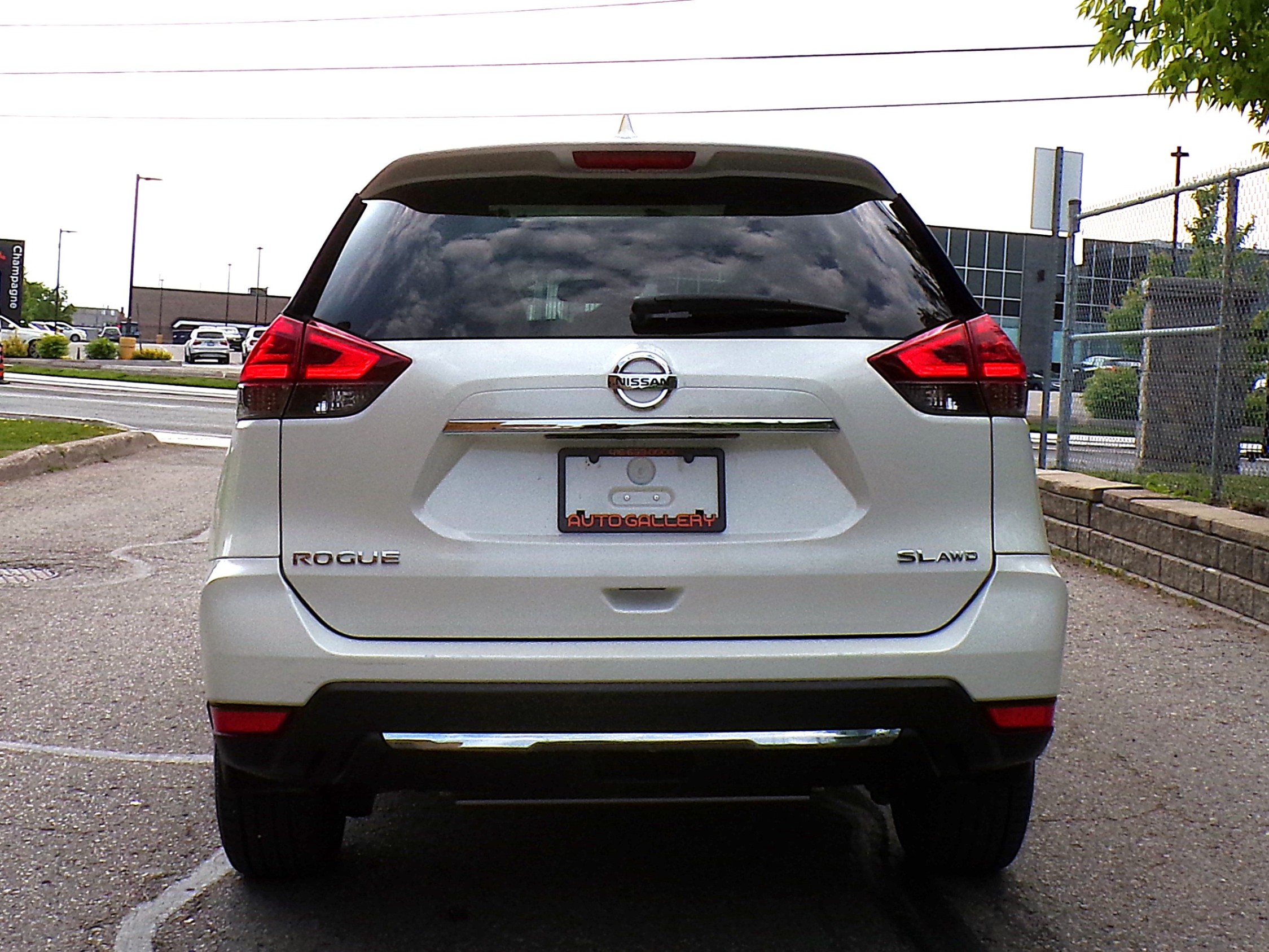 /autogallery/2017-Nissan-Rogue-7020614454687153.jpg