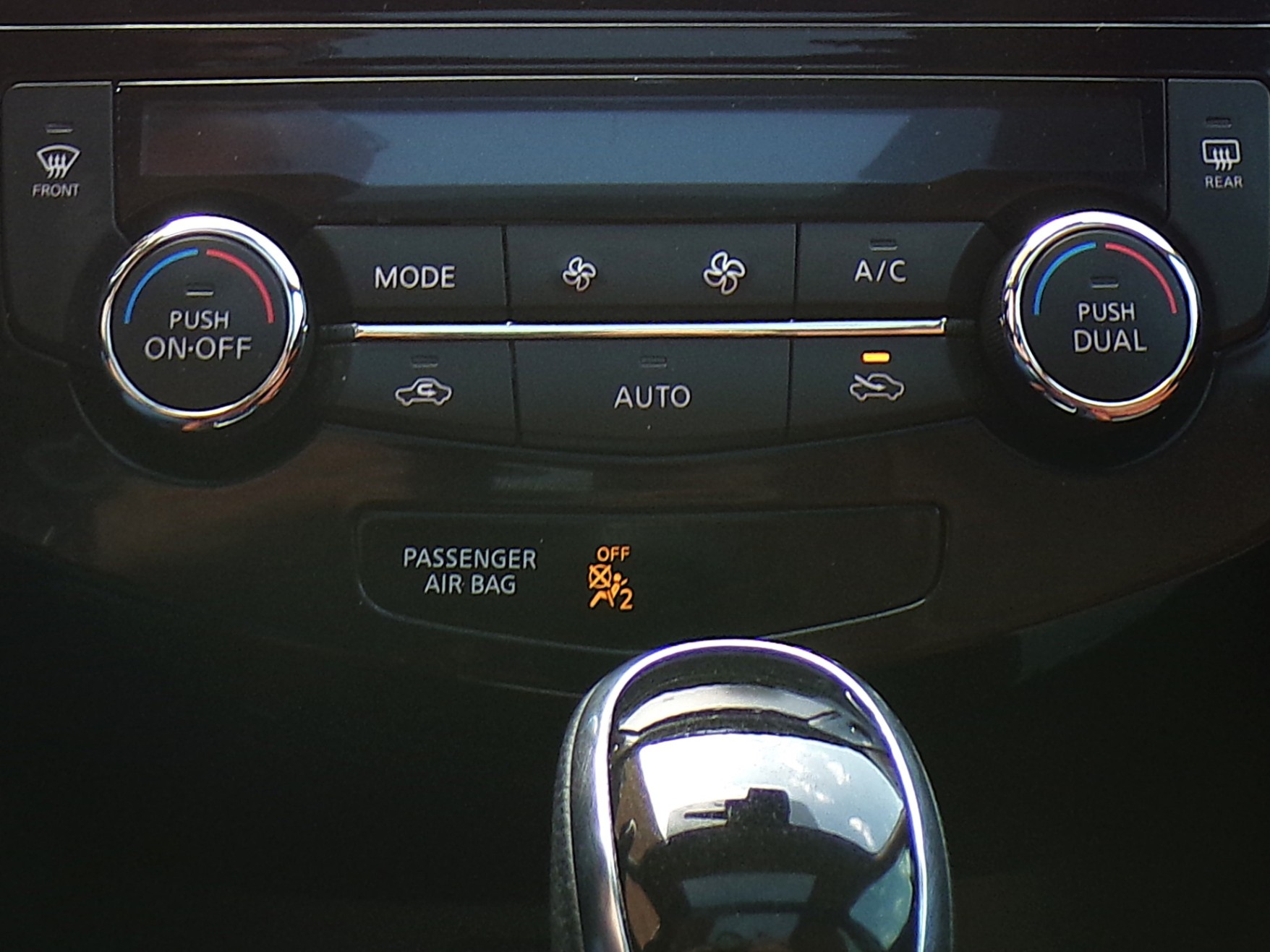 /autogallery/2017-Nissan-Rogue-9844616787526796.jpg
