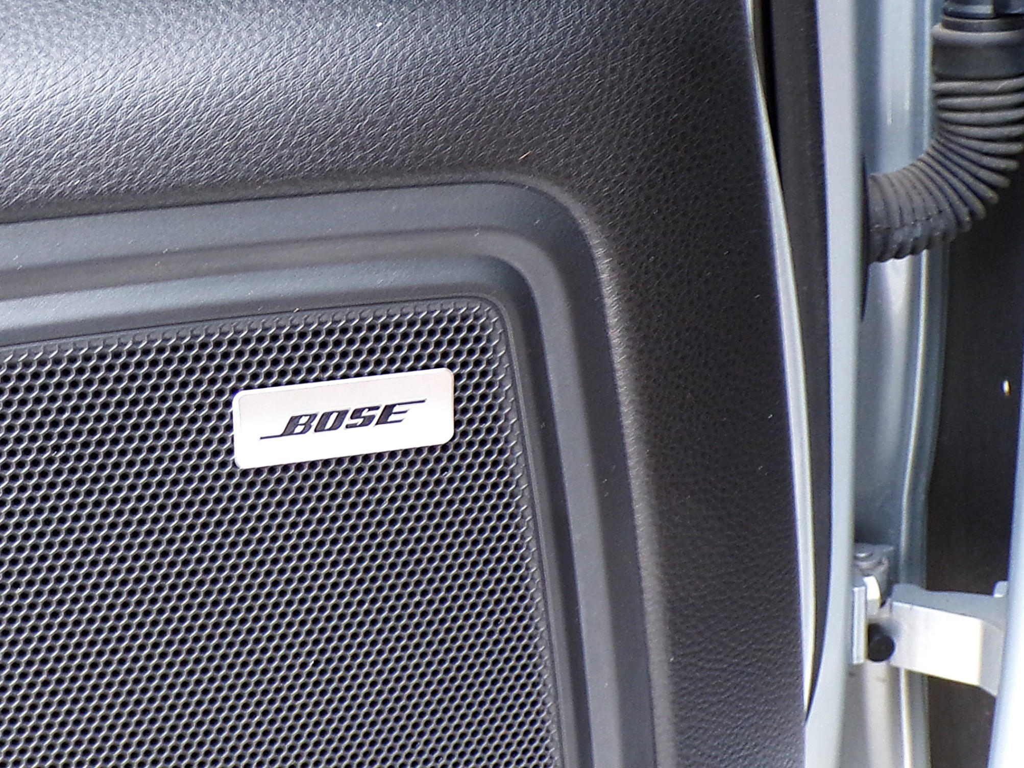 /autogallery/2017-Porsche-Macan-10785890370351936.jpg