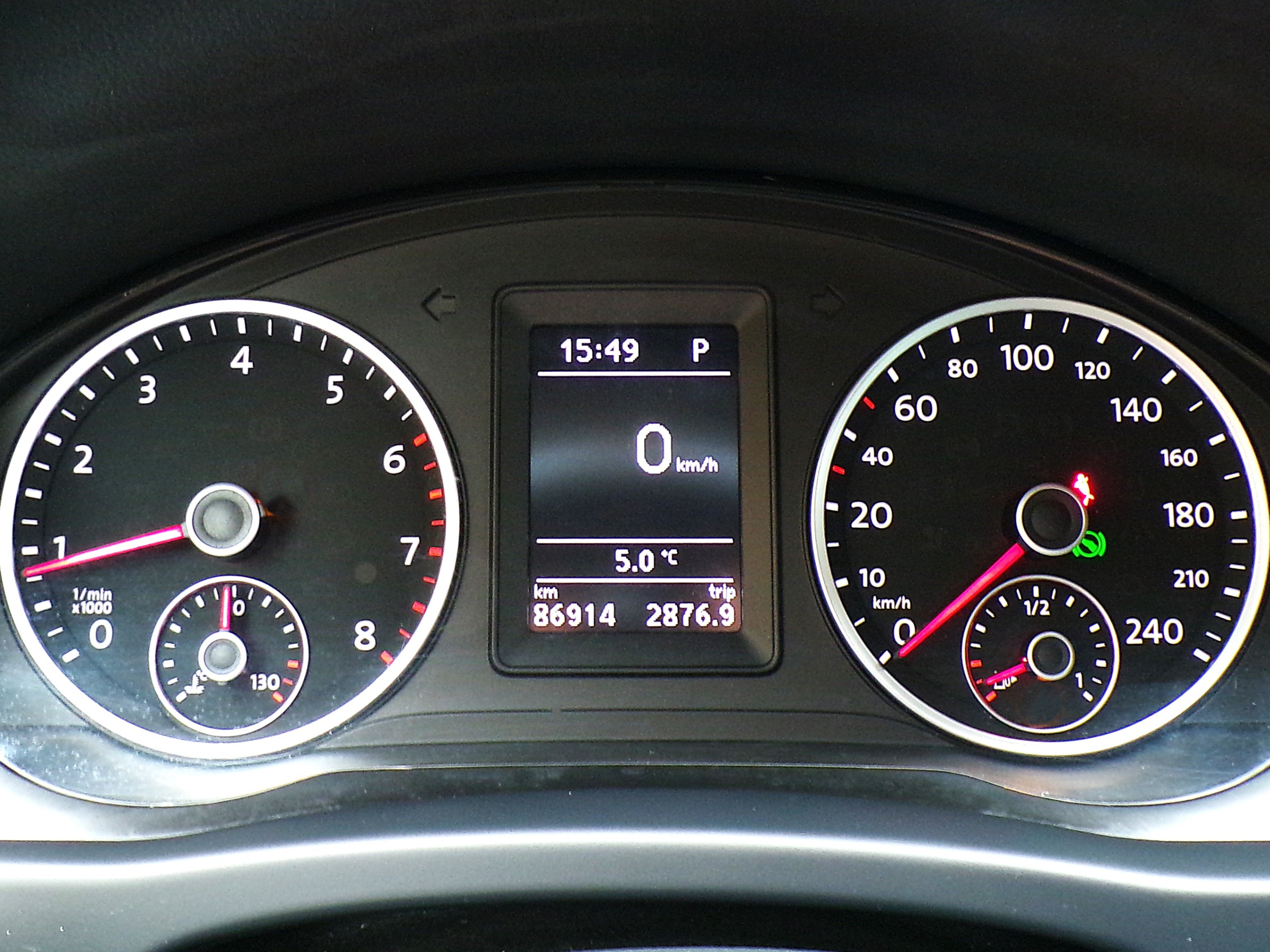 /autogallery/2017-Volkswagen-Tiguan-27824936806691825.jpg