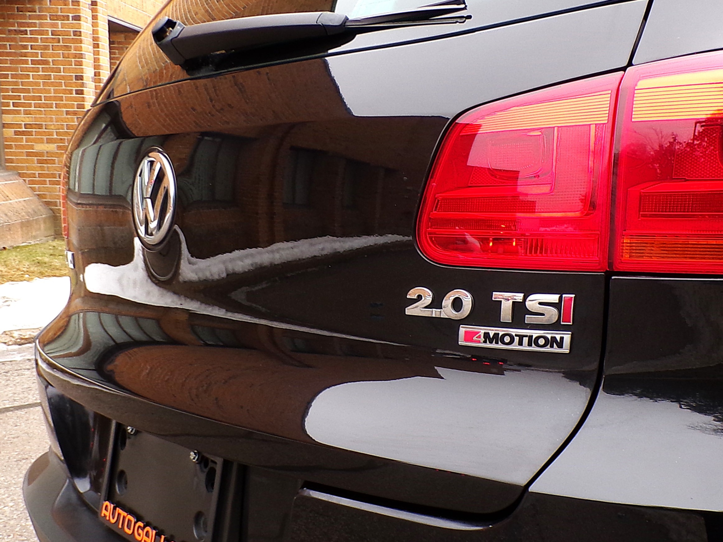 /autogallery/2017-Volkswagen-Tiguan-30770928131745867.jpg