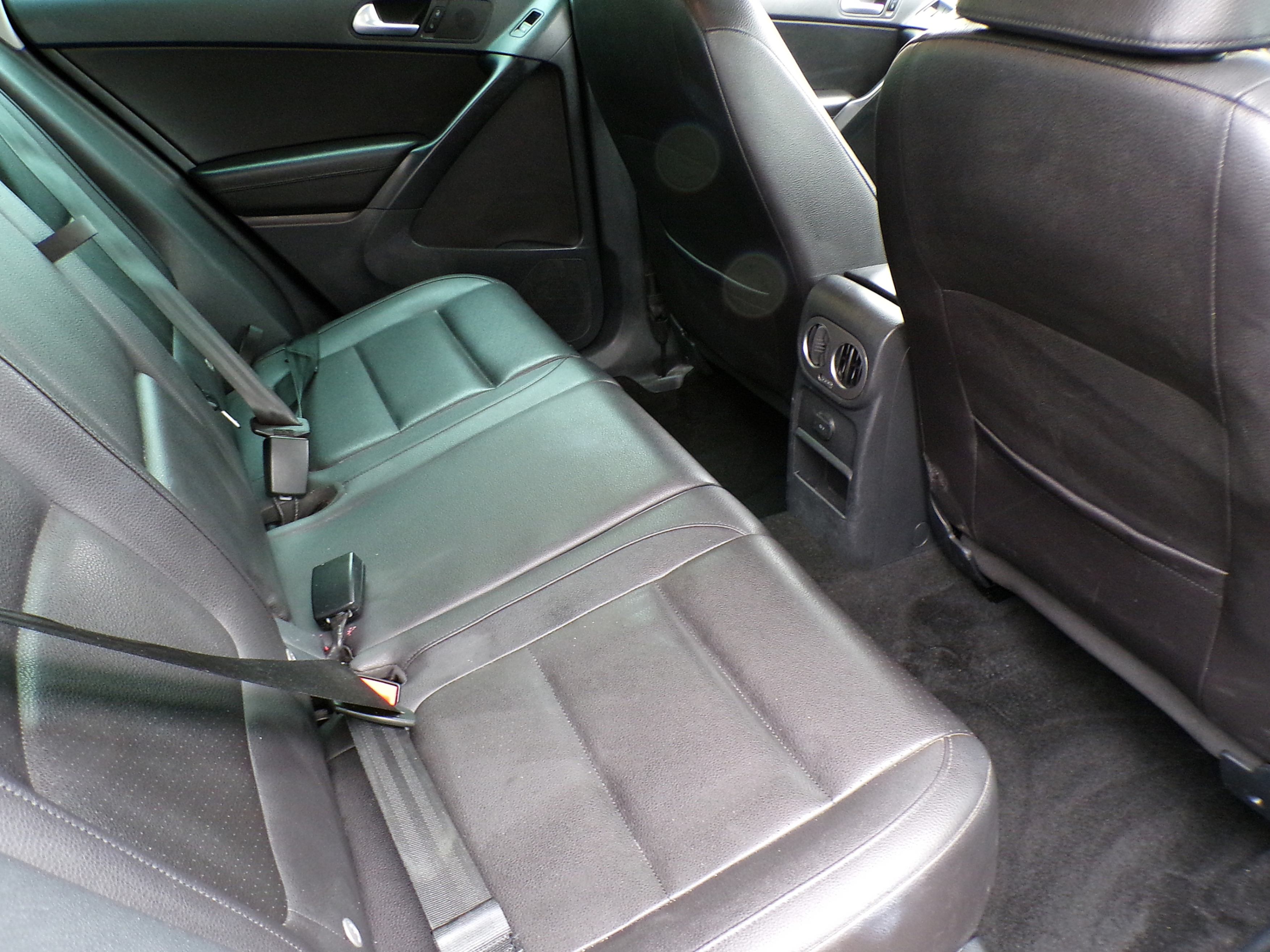 /autogallery/2017-Volkswagen-Tiguan-5344178529173338.jpg