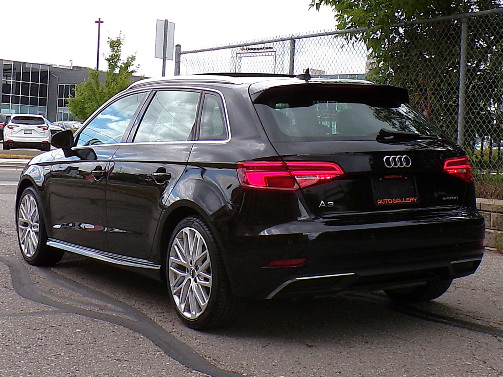 /autogallery/2018-Audi-A3Sportback-1811008296008889.jpg