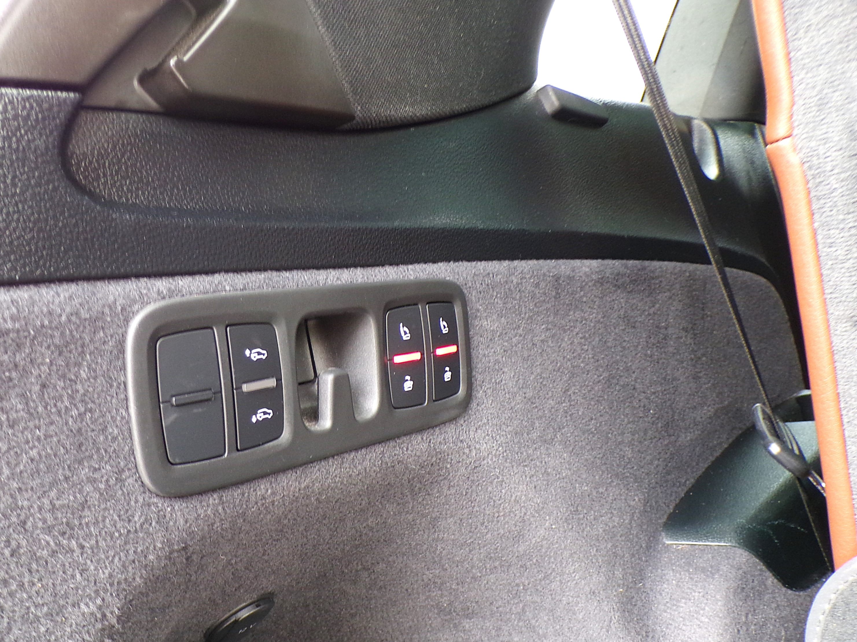 /autogallery/2018-Audi-Q7-05403141253130861.jpg