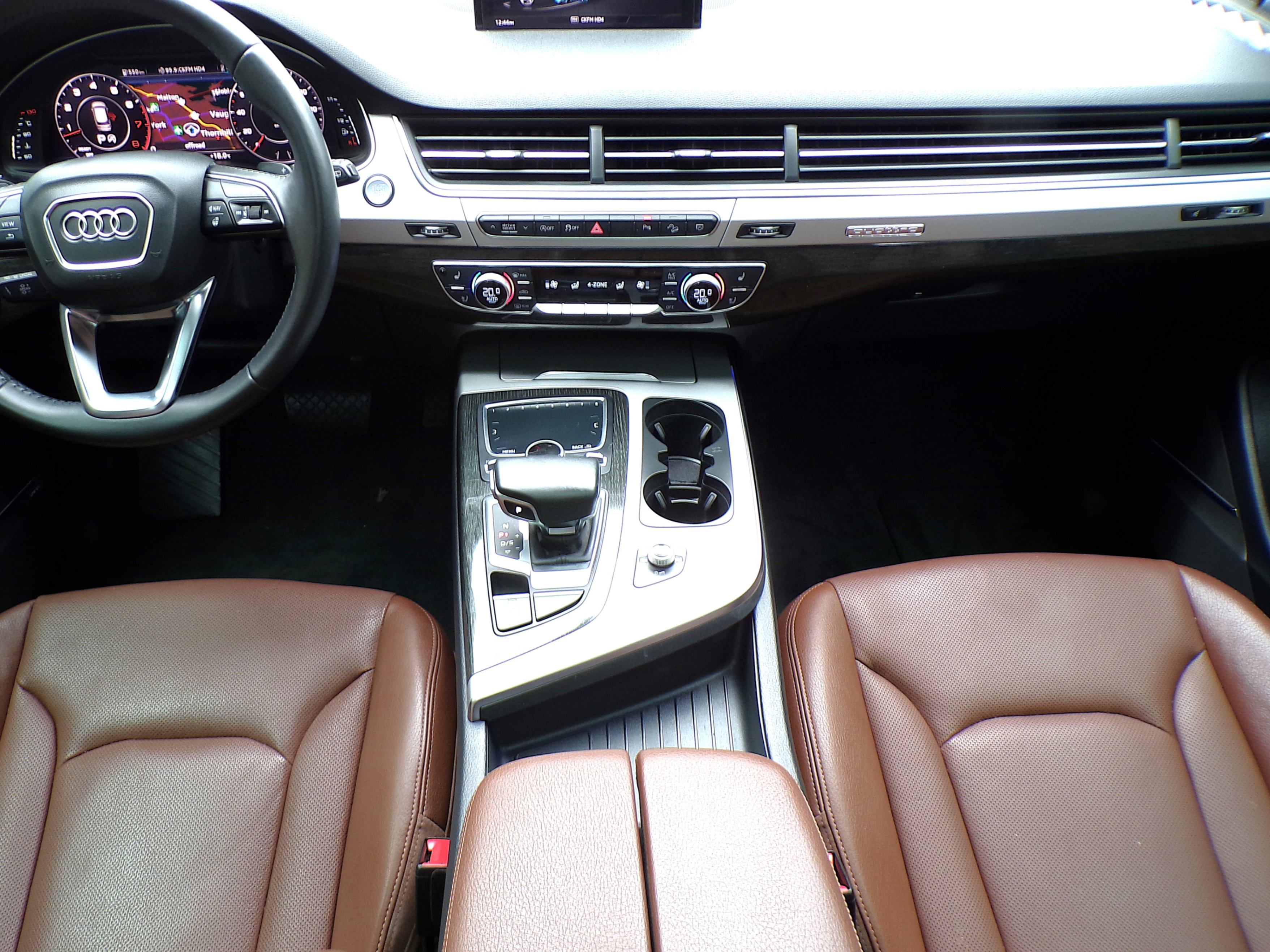 /autogallery/2018-Audi-Q7-20843918426347163.jpg