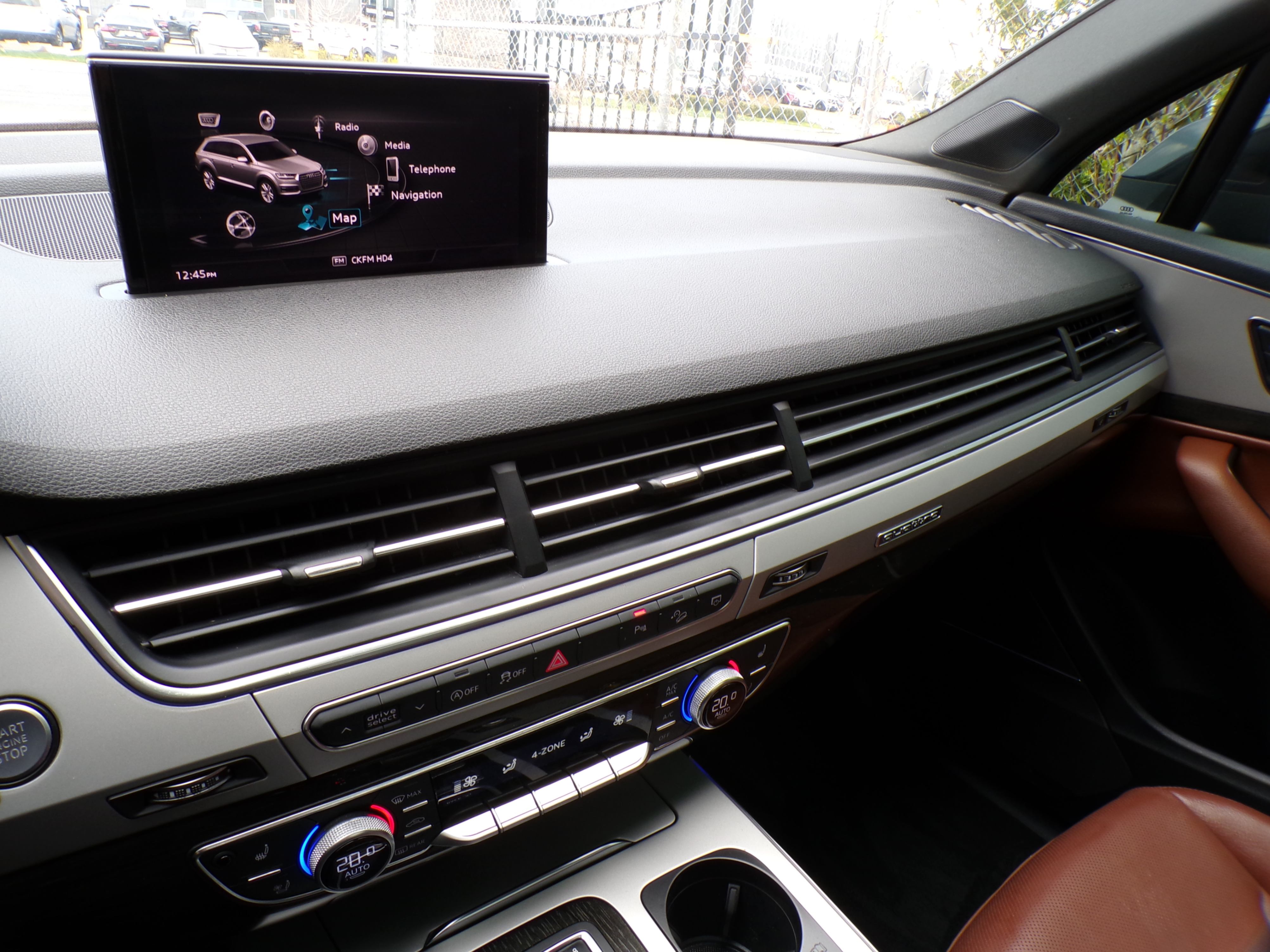 /autogallery/2018-Audi-Q7-5310327945337756.jpg