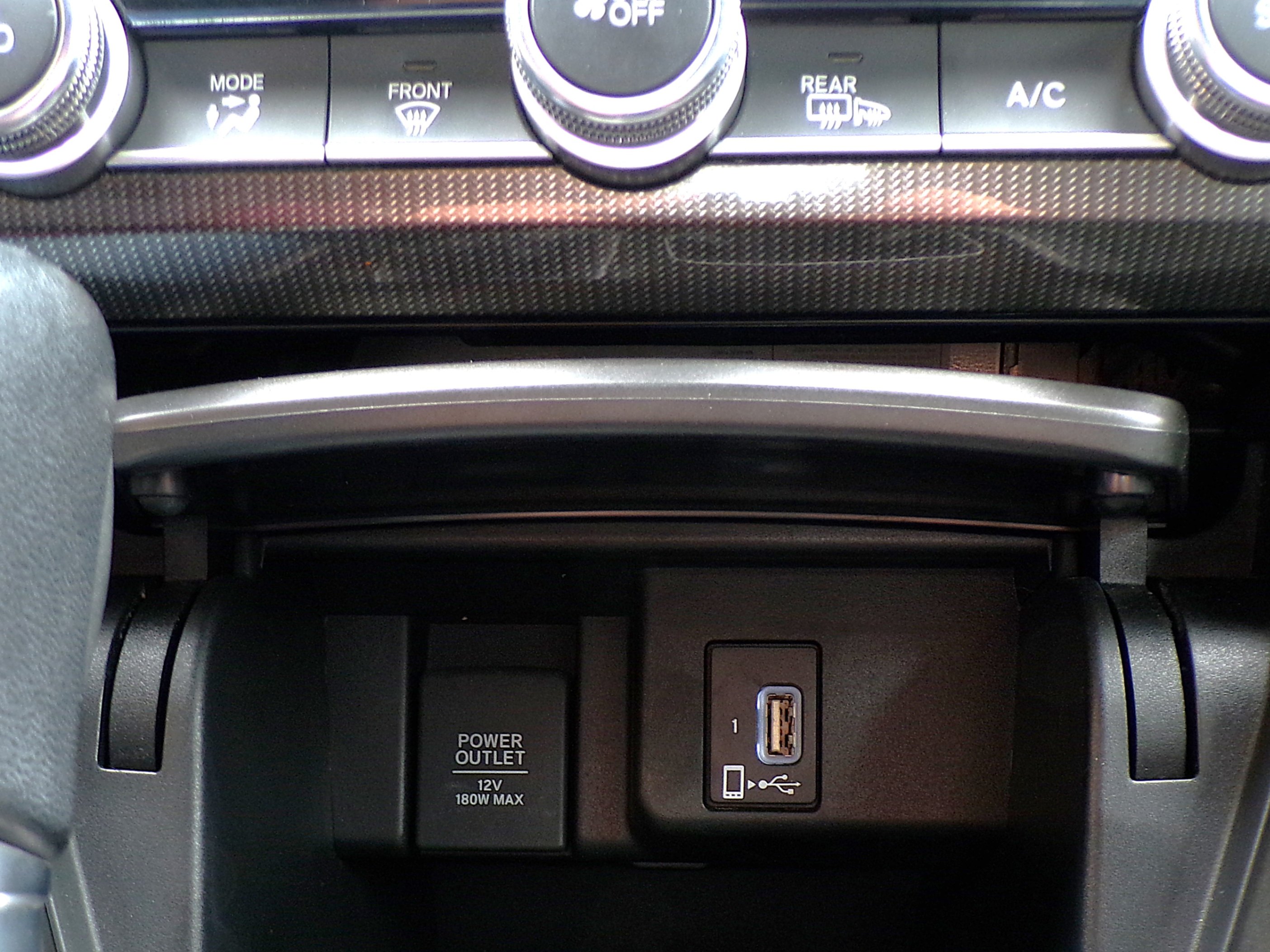 /autogallery/2018-Honda-Accord-1321833194507911.jpg