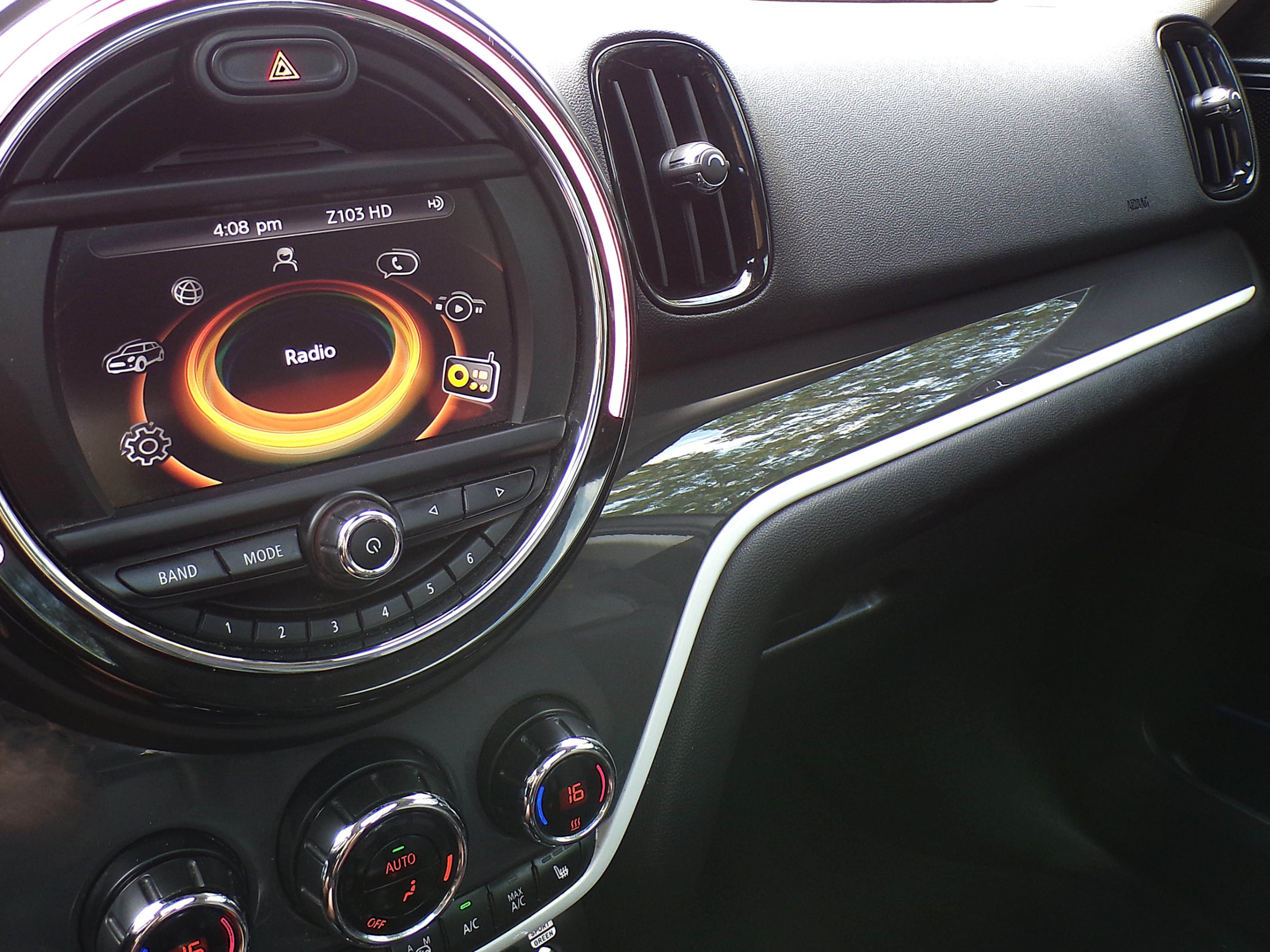 /autogallery/2018-MINI-Countryman-6550442334779165.jpg