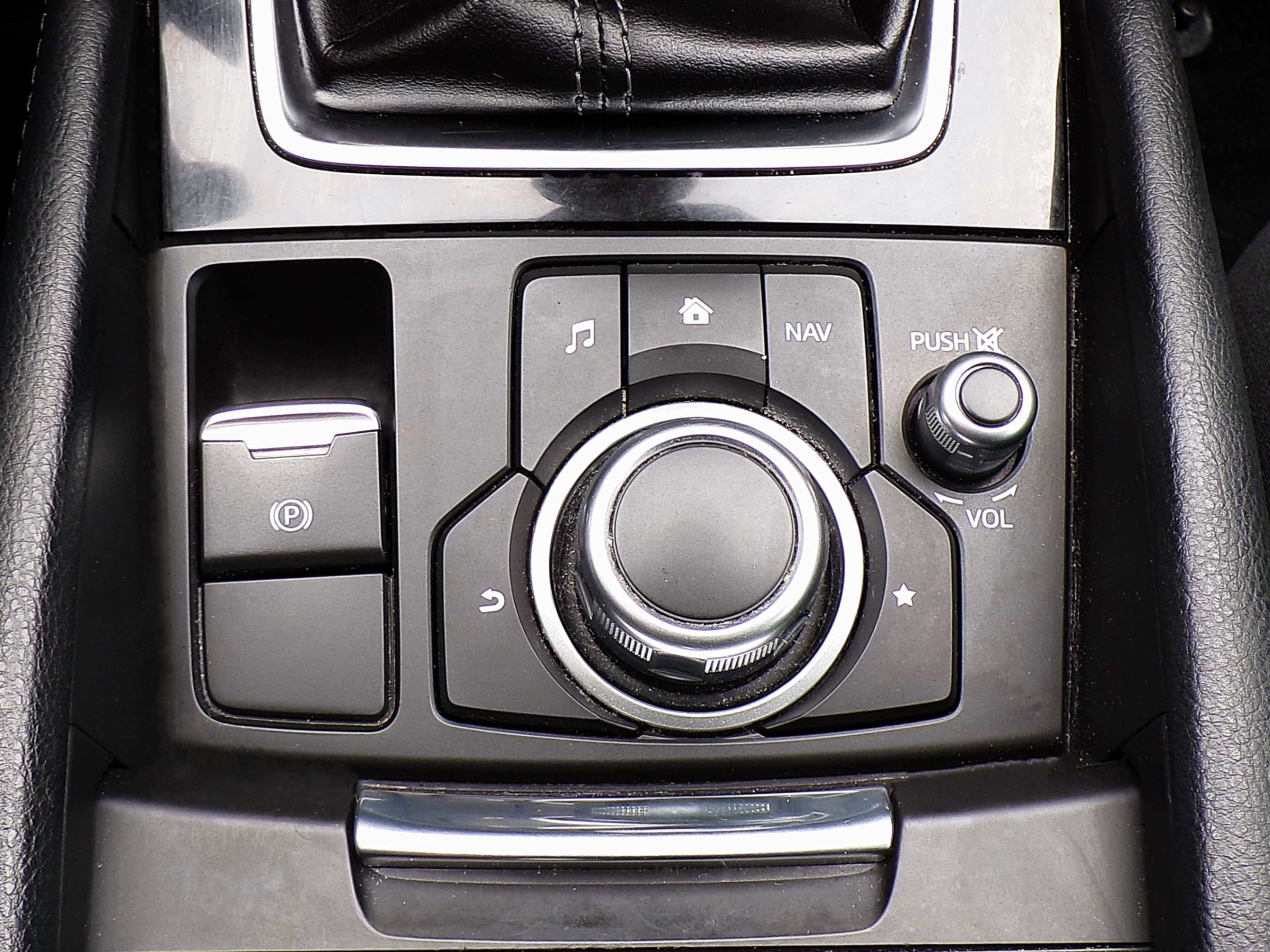 /autogallery/2018-Mazda-Mazda3-25432458591321727.jpg